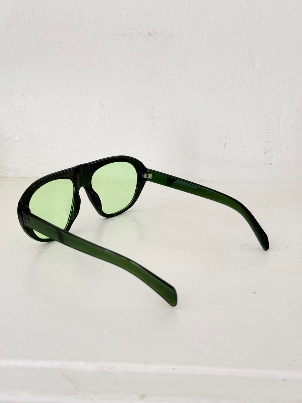 ✧ green tinted oversized aviator sunglasses ✧