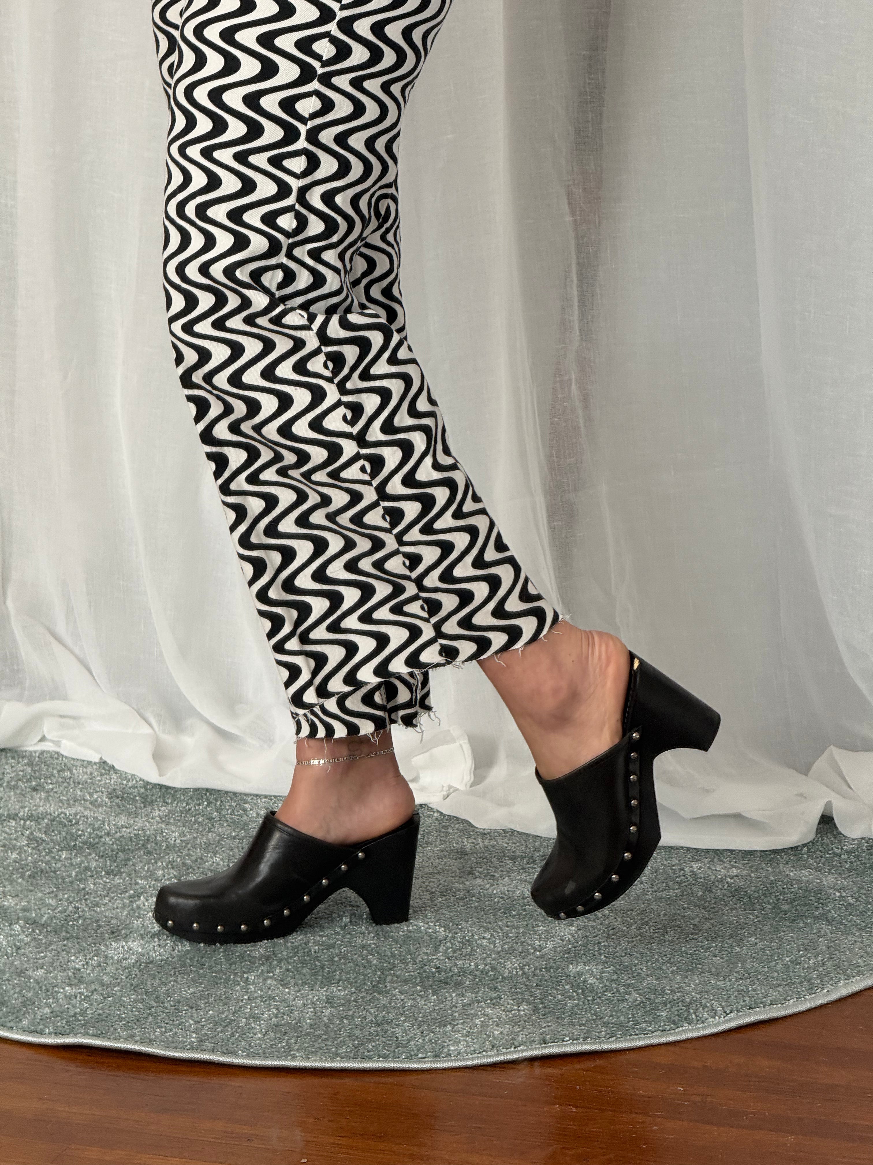 ♡ black wooden clog mules ♡