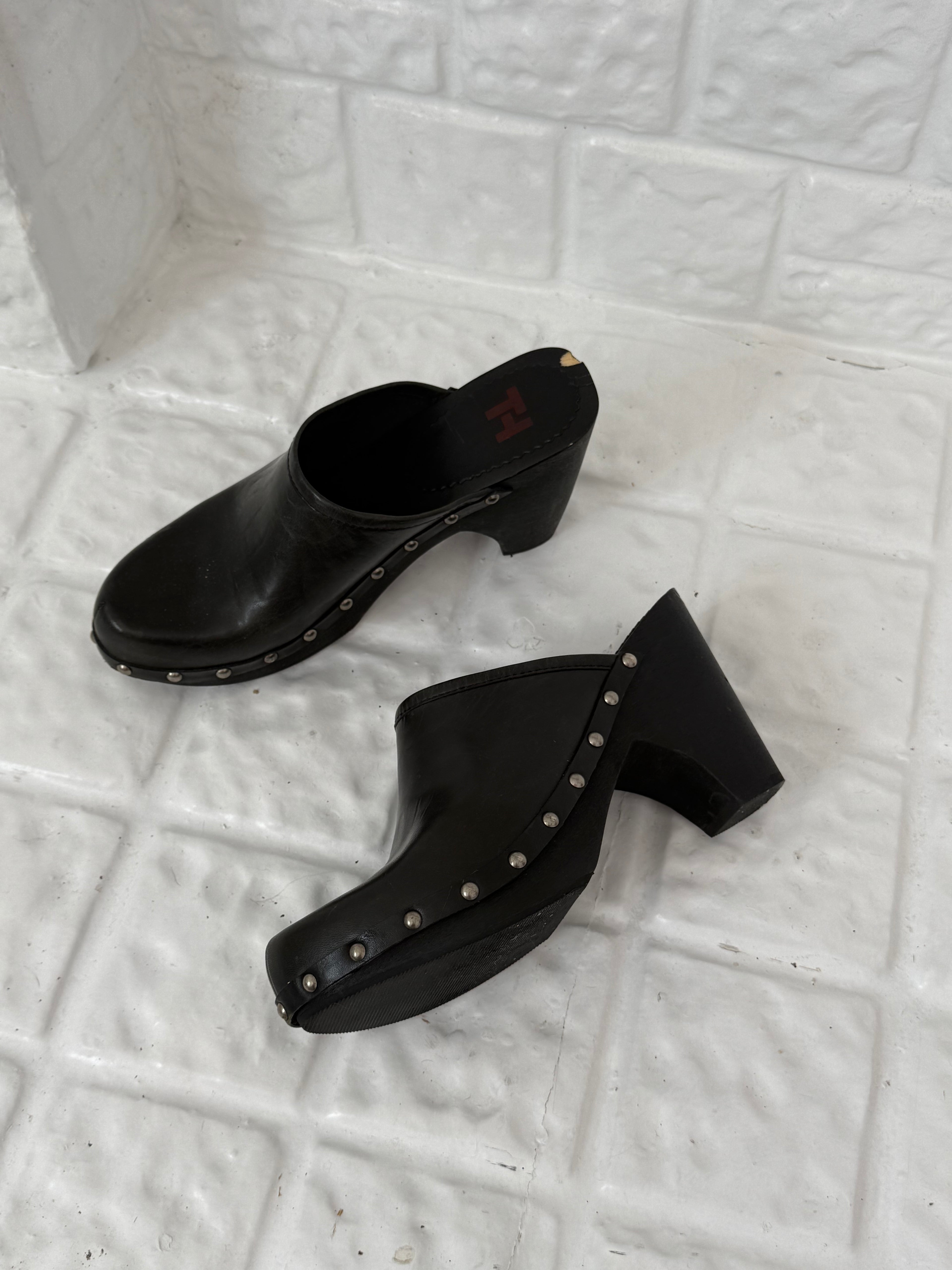 ♡ black wooden clog mules ♡