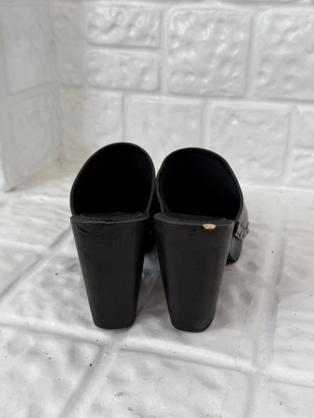 ♡ black wooden clog mules ♡
