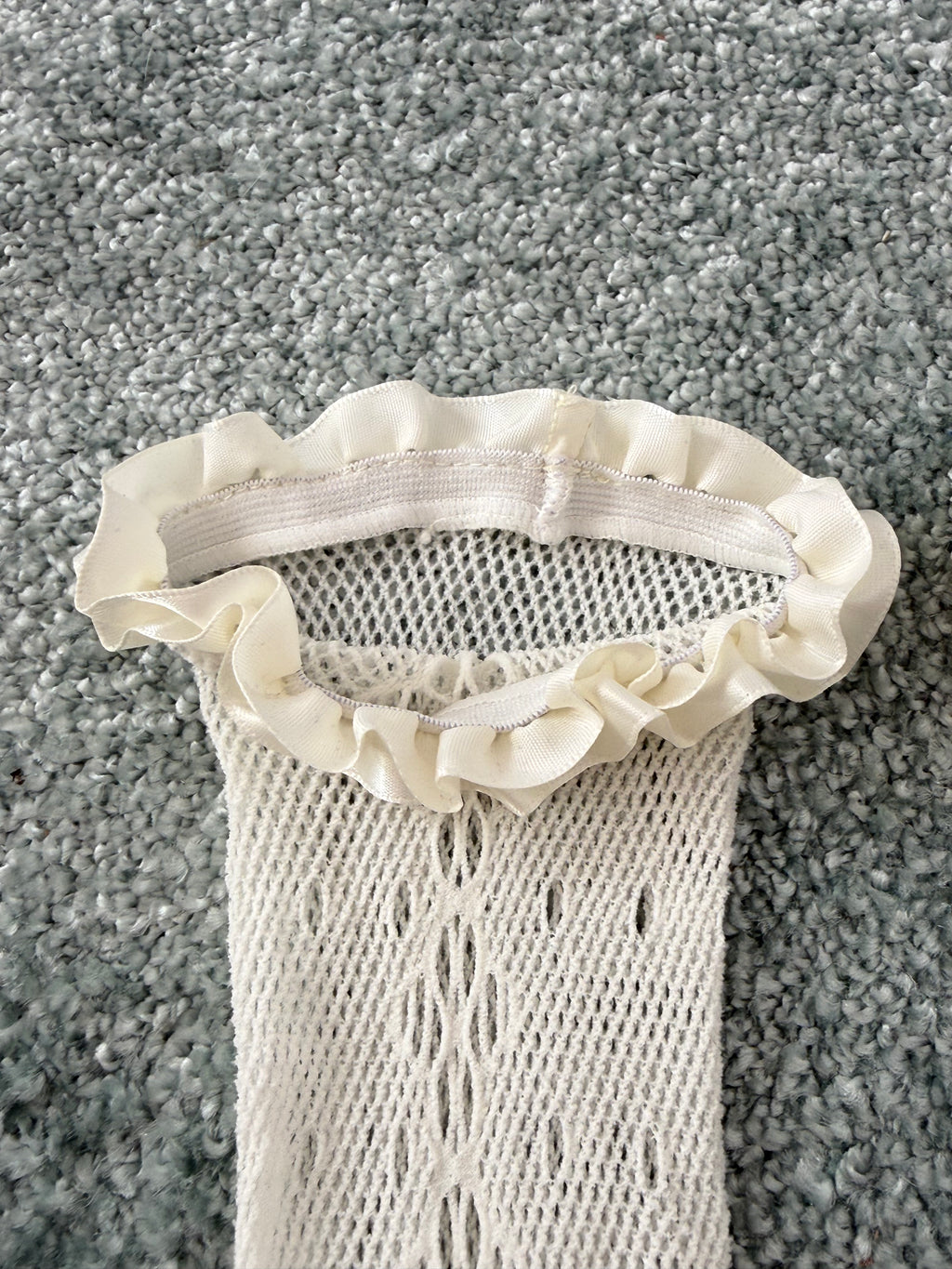 ✿ ruffled lace knee socks ✿