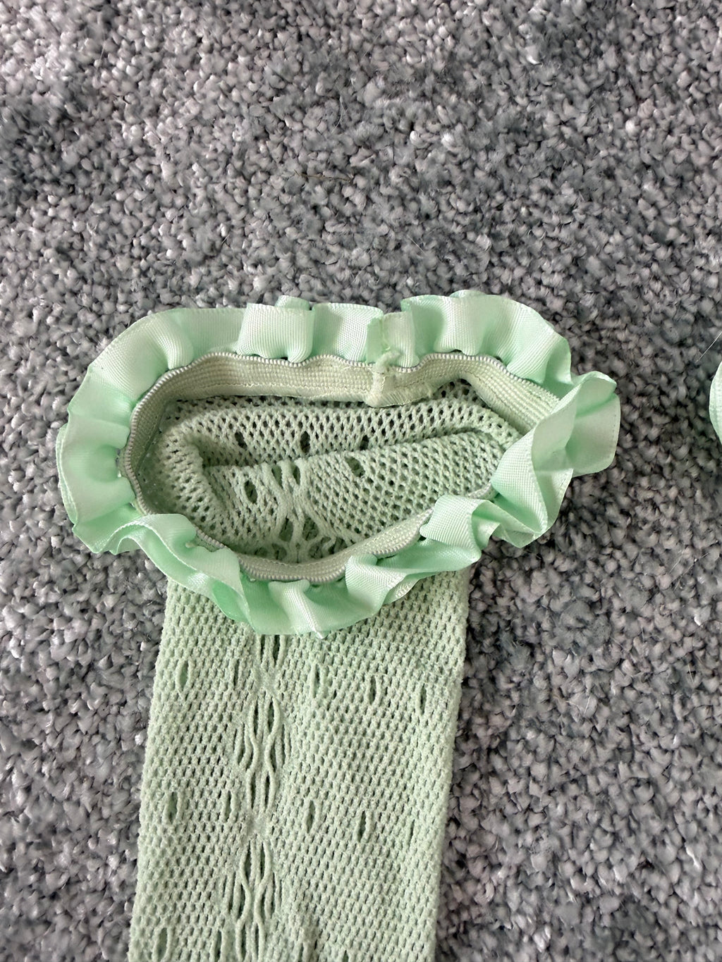 ✿ ruffled lace knee socks ✿