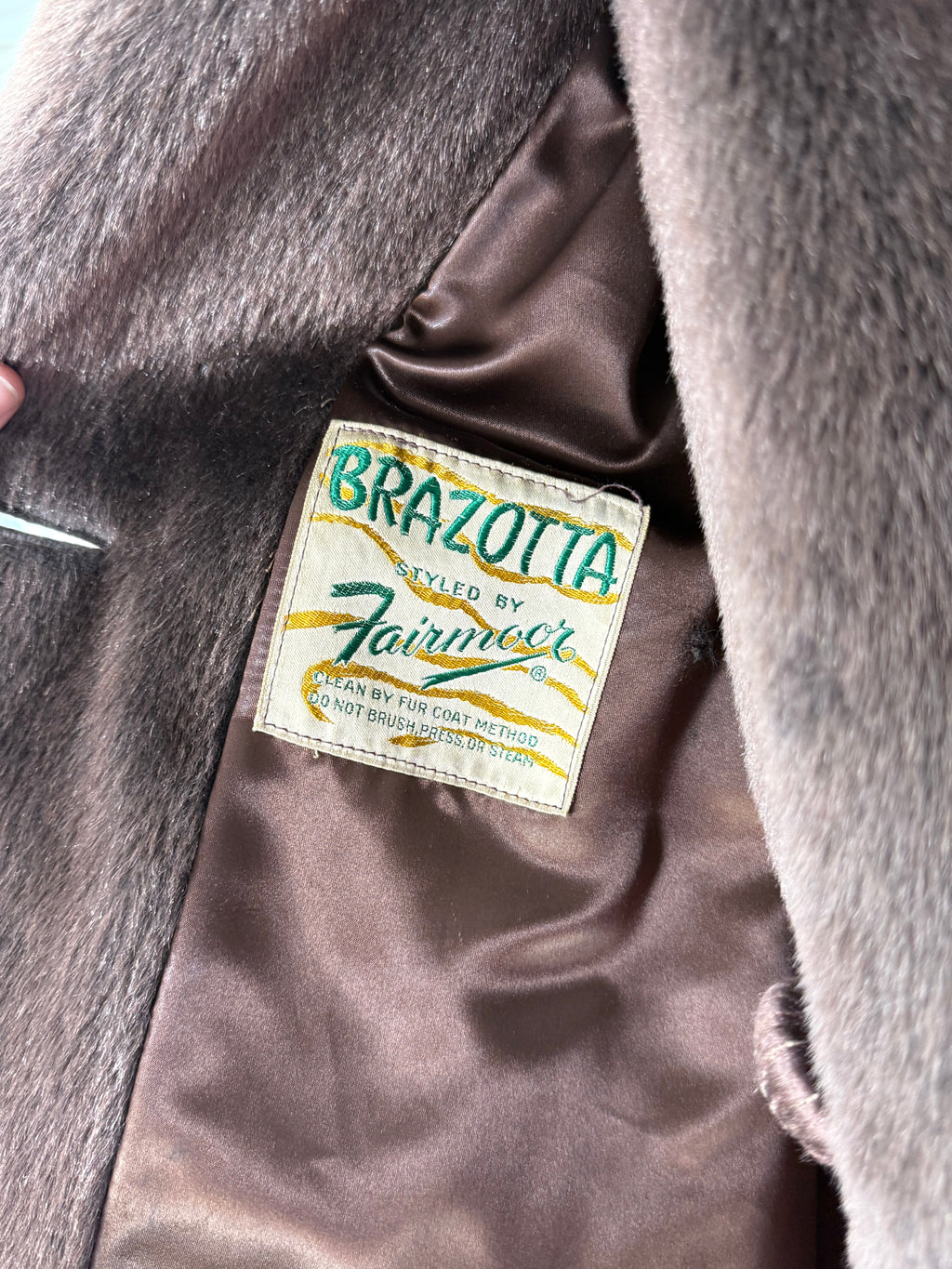 vintage faux fur brown coat