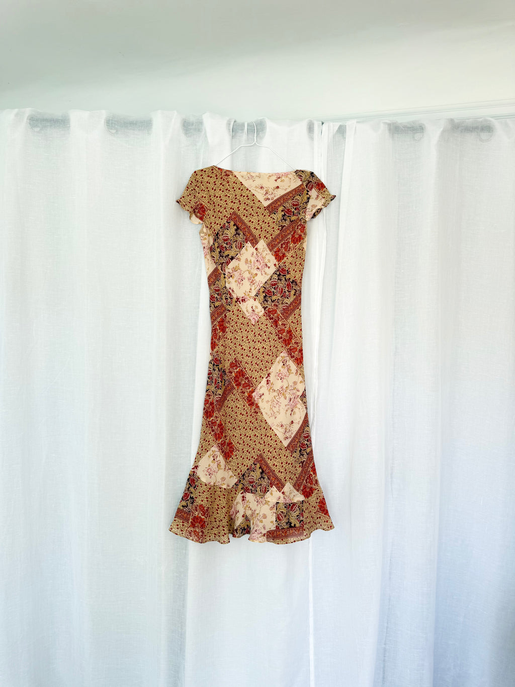 ✿ vintage patchwork floral handkerchief midi dress