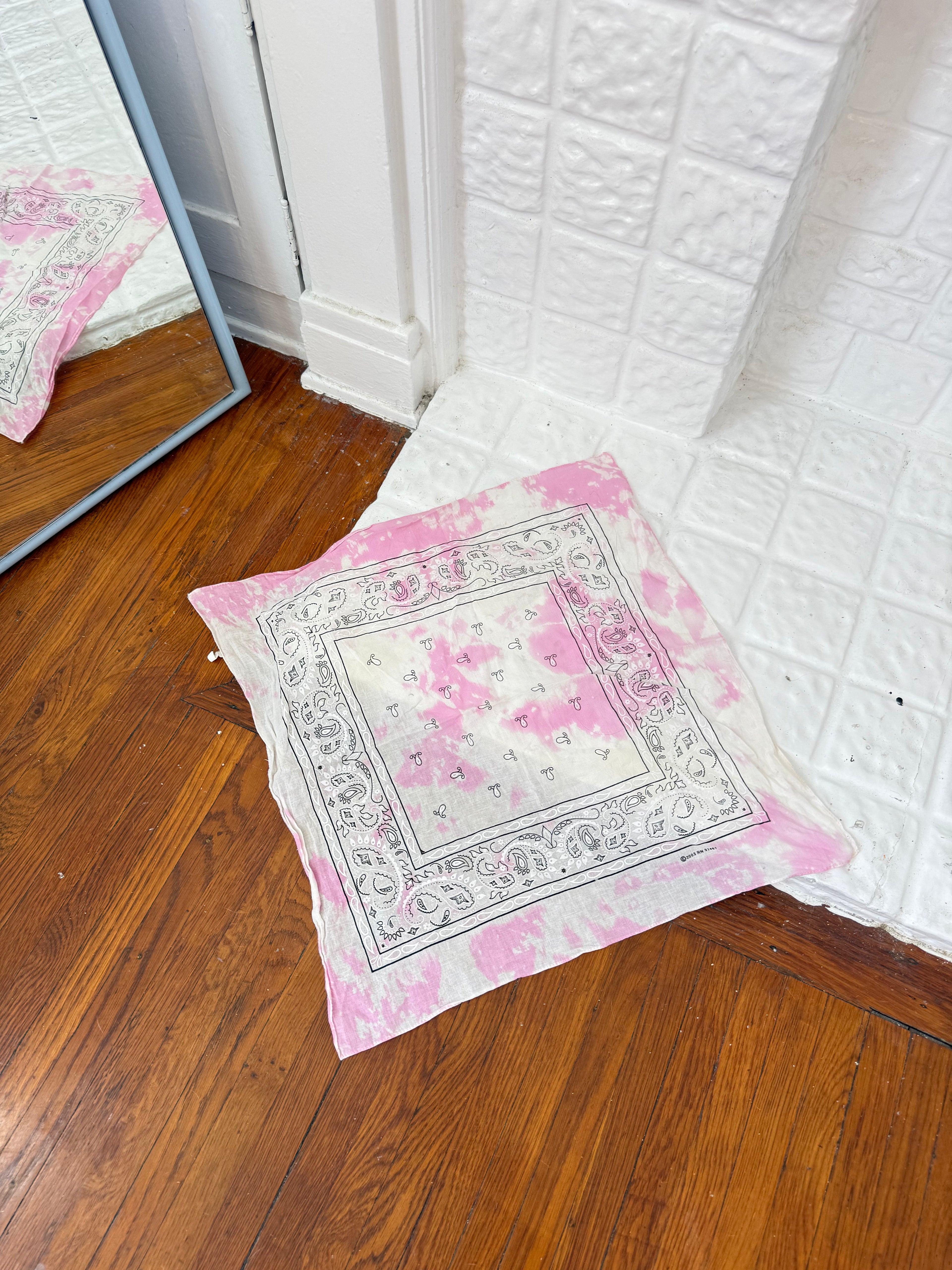 ⋆୨୧˚ hand dyed pink tie dye bandana scarf ˚୨୧⋆