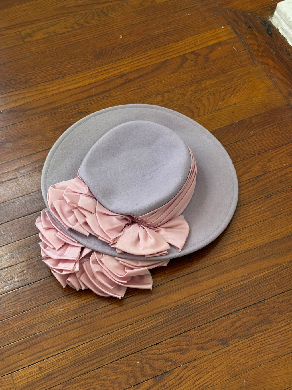 vintage wide brim wool hat ribbon rosette