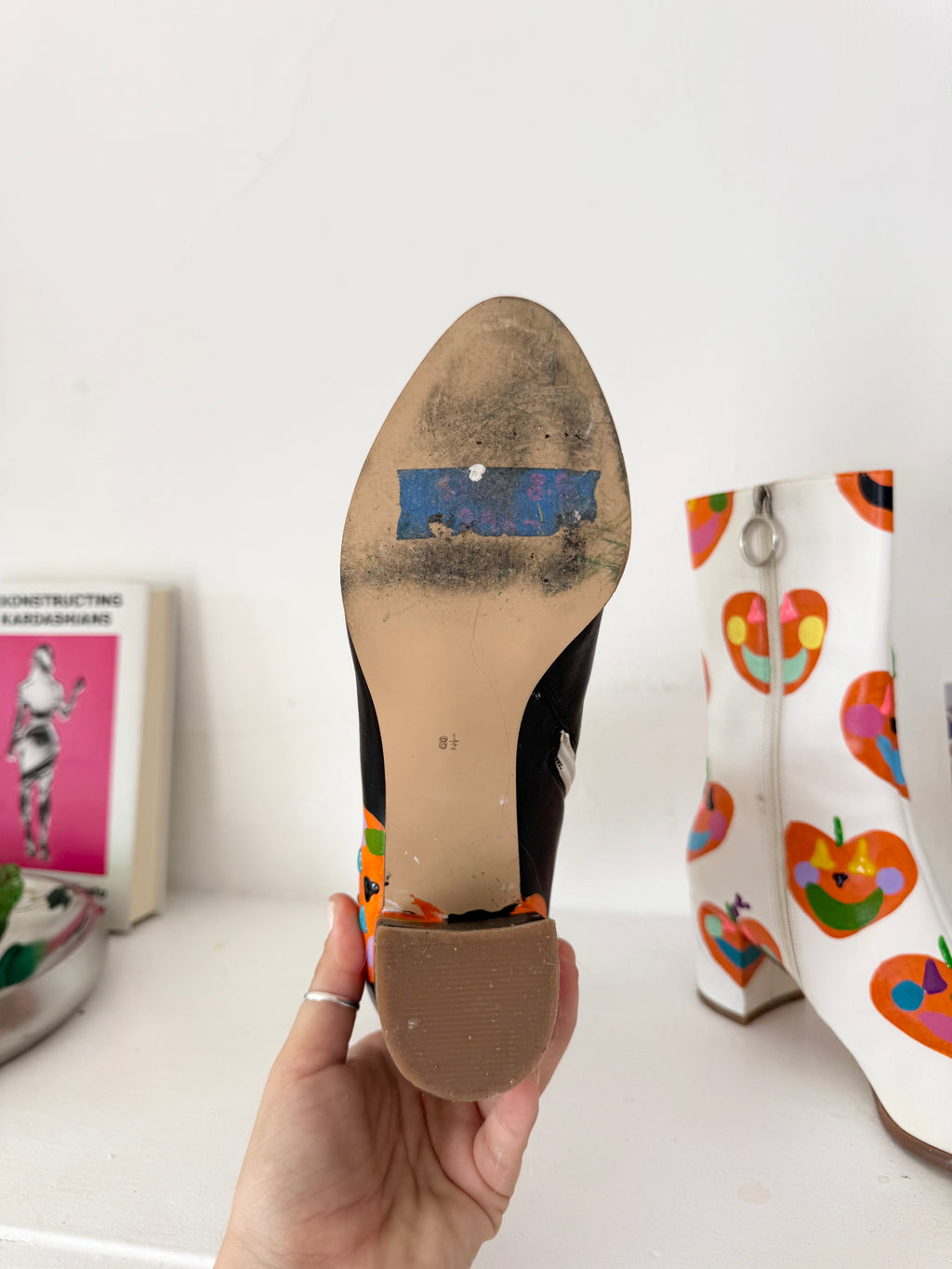 one of one hand painted pumpkin boots ✧ (size 8.5)