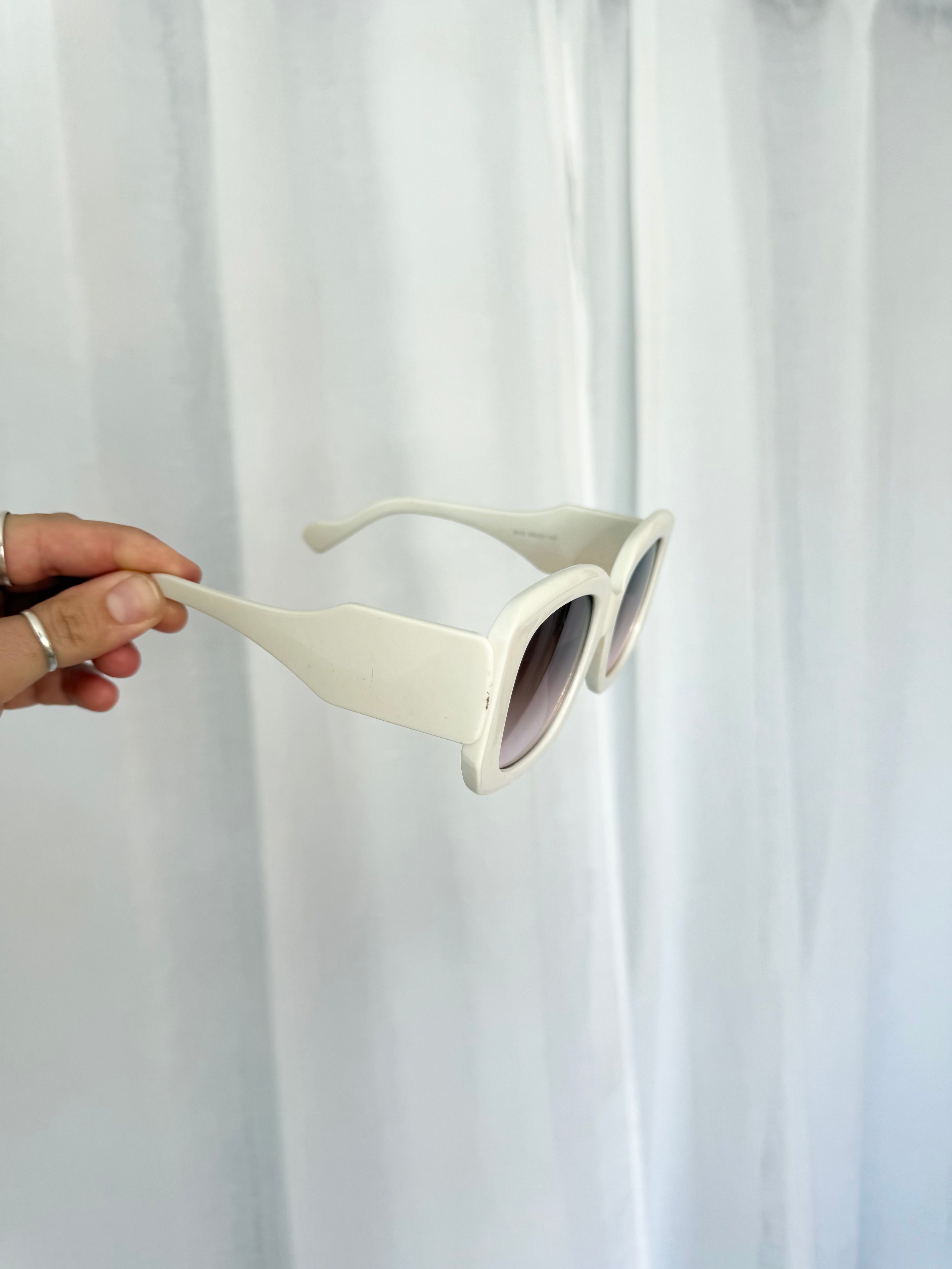 chunky square oversized sunglasses