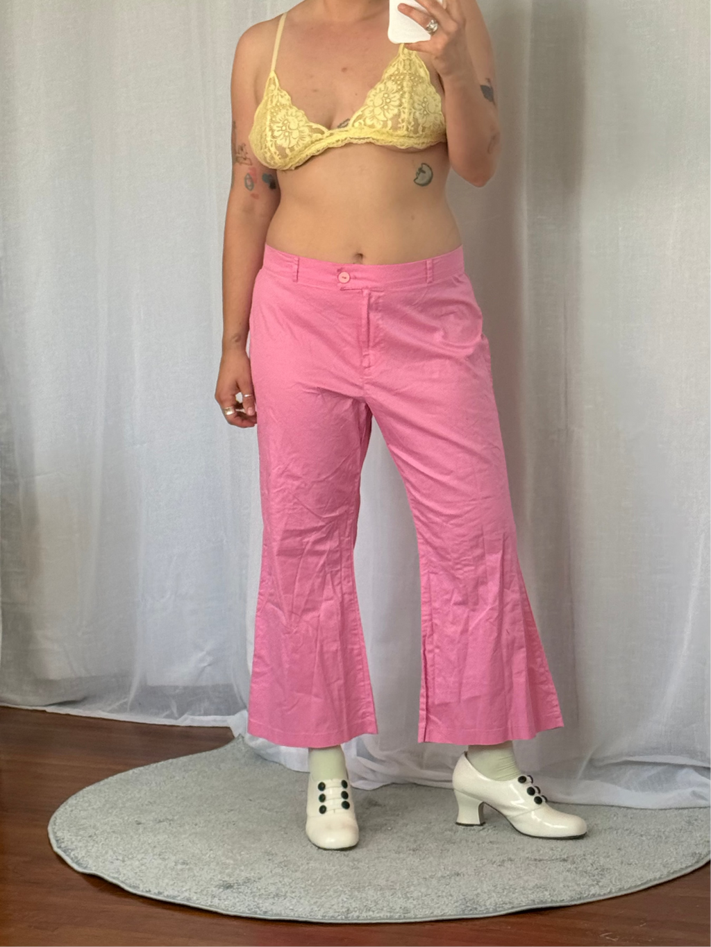 ✿ vintage bubblegum pink cropped flare pants (39")