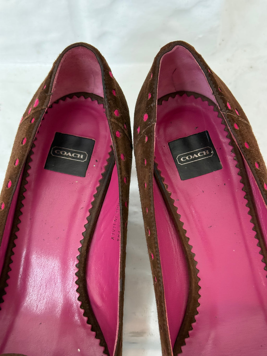 y2k coach polka dot suede kitten heels (size 8)