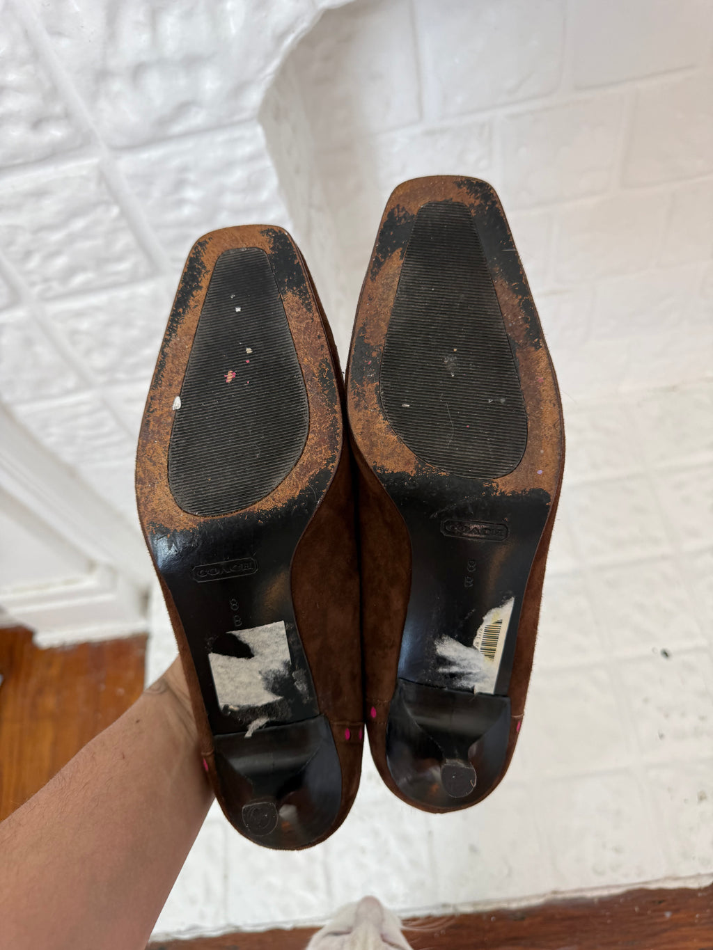y2k coach polka dot suede kitten heels (size 8)
