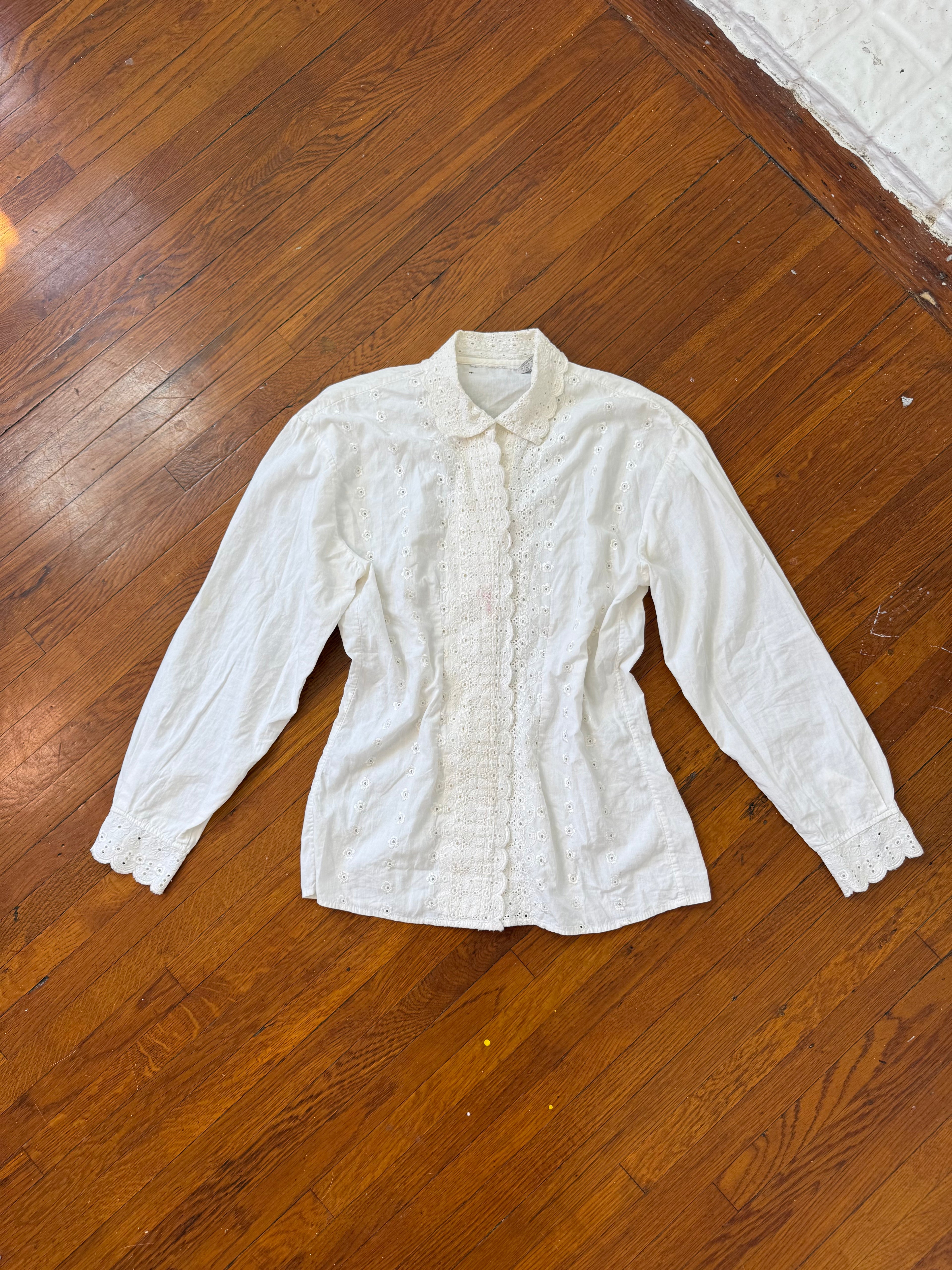 ✿ vintage white eyelet lace button up blouse ✿