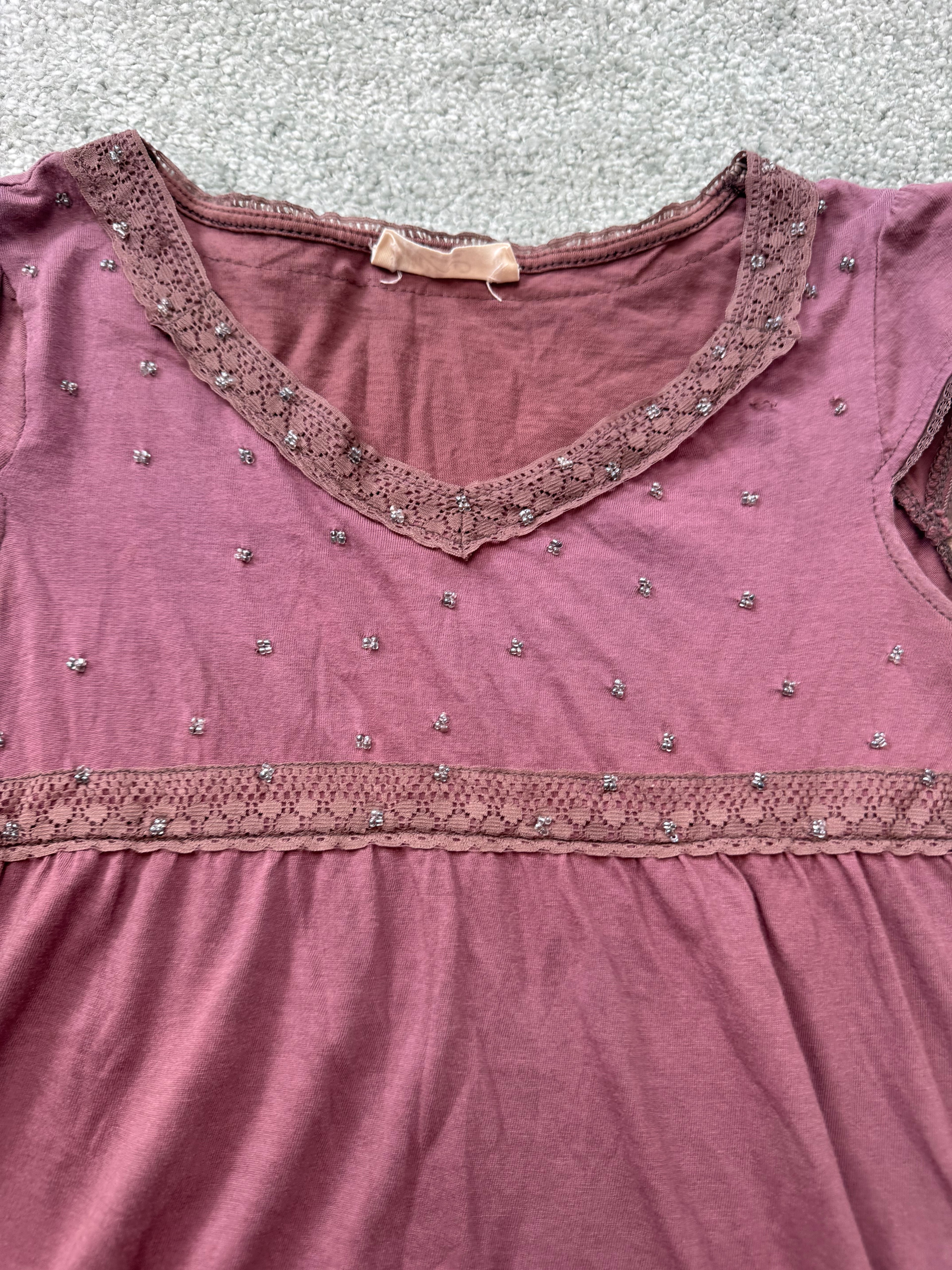 ♡ y2k mauve lace beaded baby tee ♡