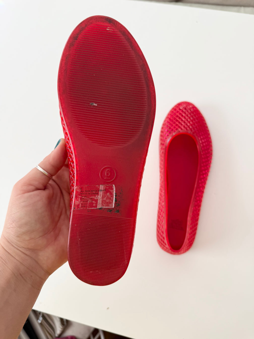 ✧ jelly ballet flats red mesh ✧ (size 6)