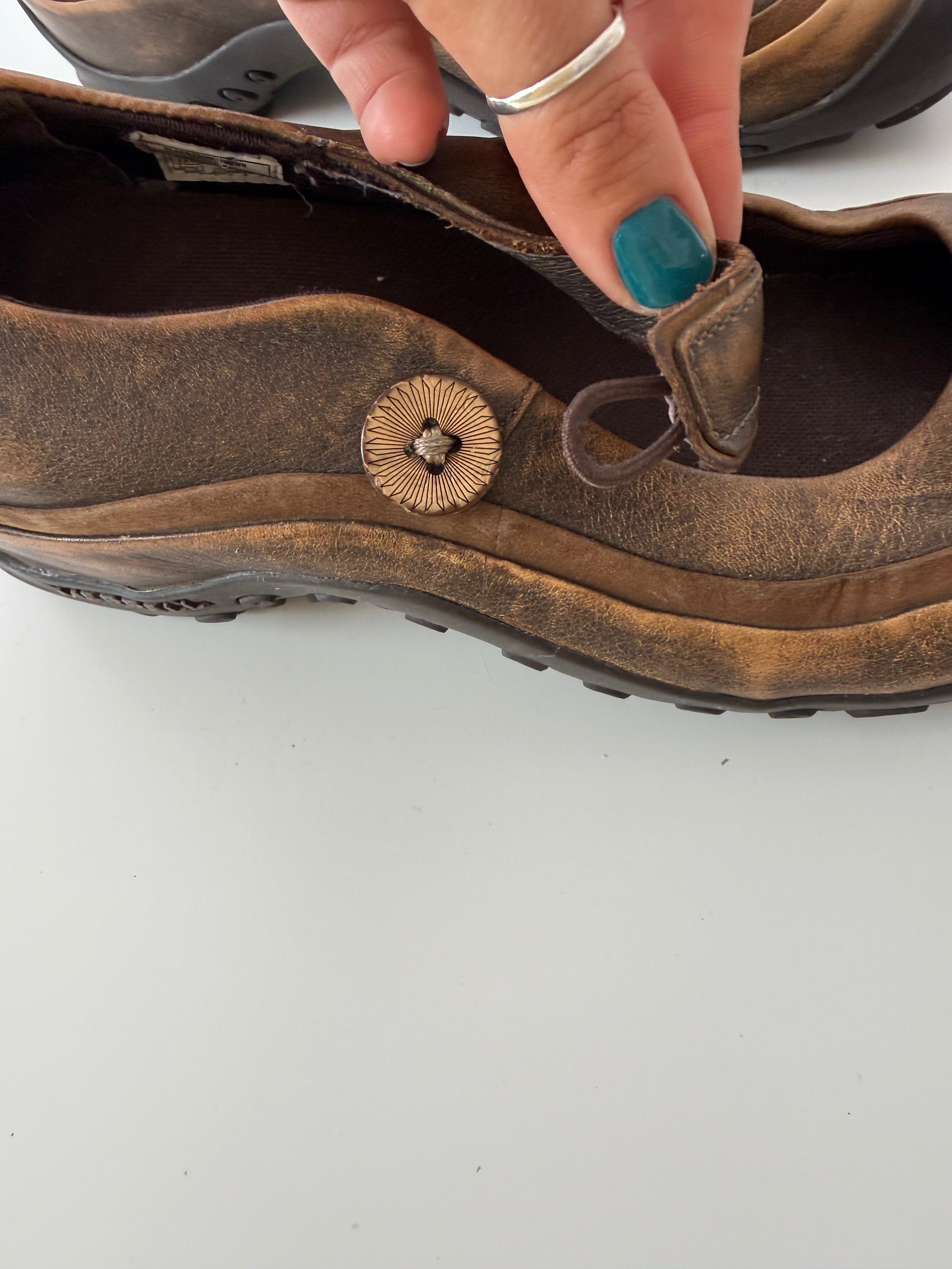 ✧ gorpcore mary jane merrell plaza brown leather shoes ✧ (size 8.5)