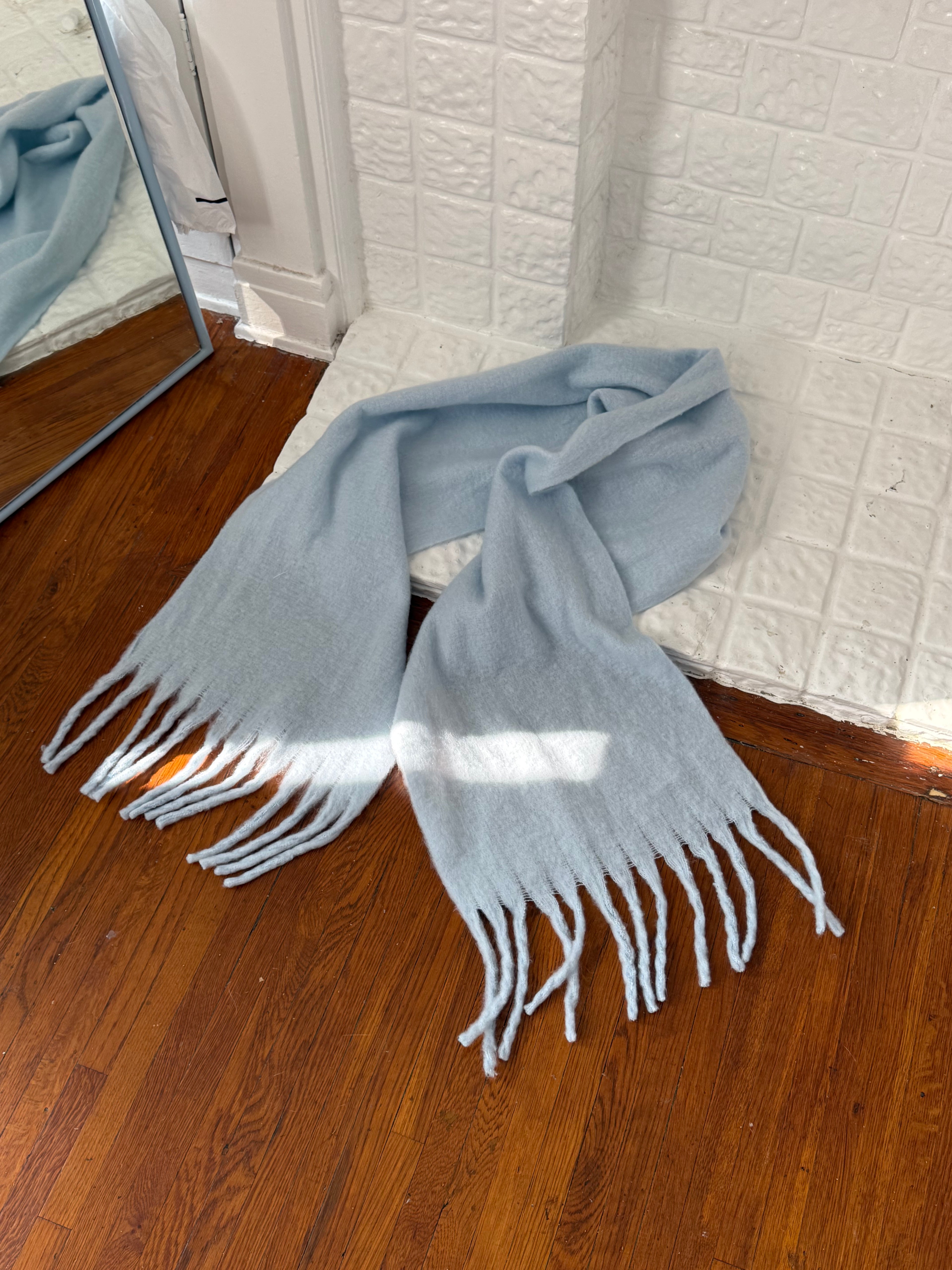 ❄️soft knit fringe scarf ❄️