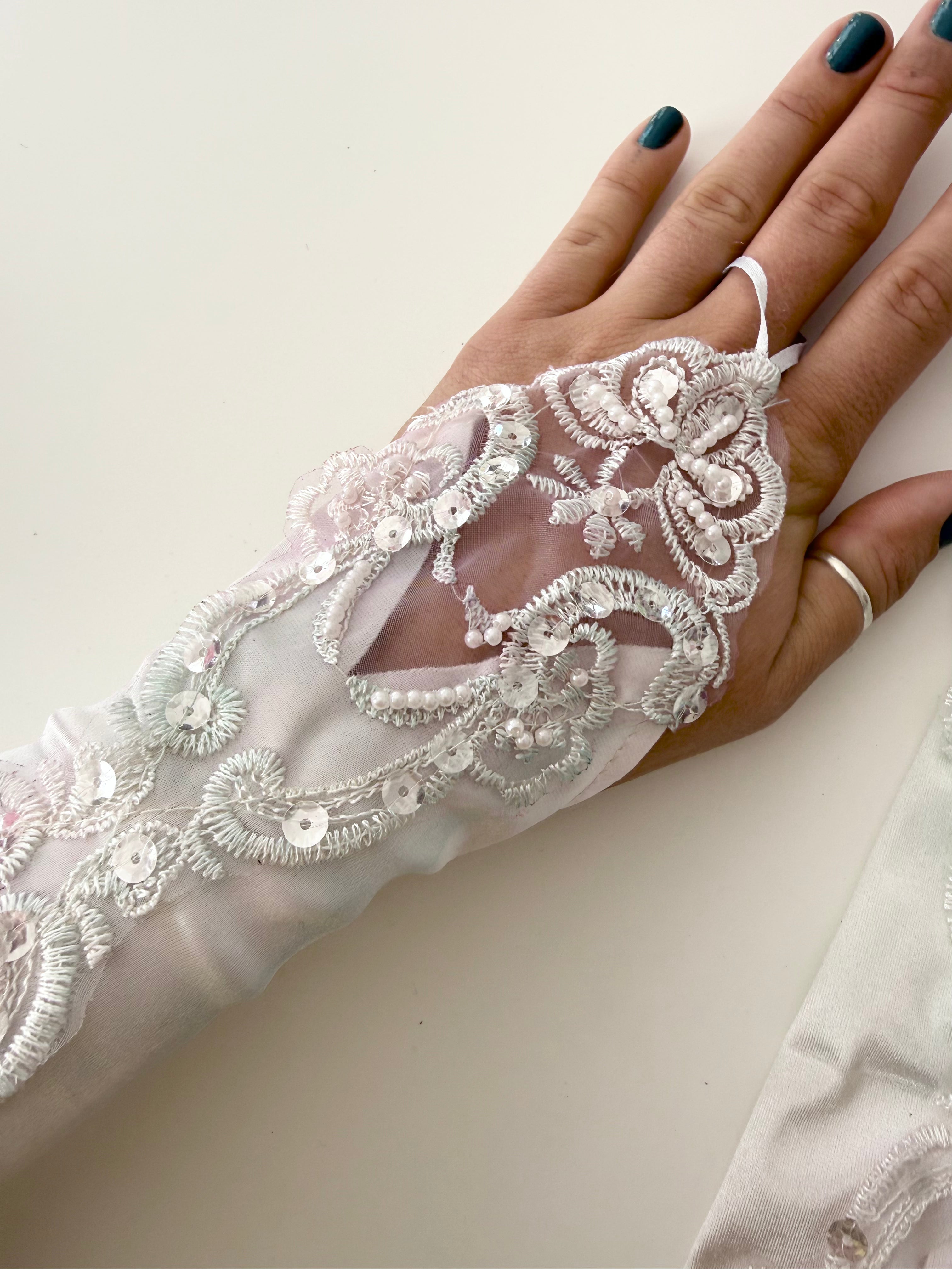 ౨ৎ˚⟡˖ hand dyed fairycore lace gloves ˖⟡˚౨ৎ⋆
