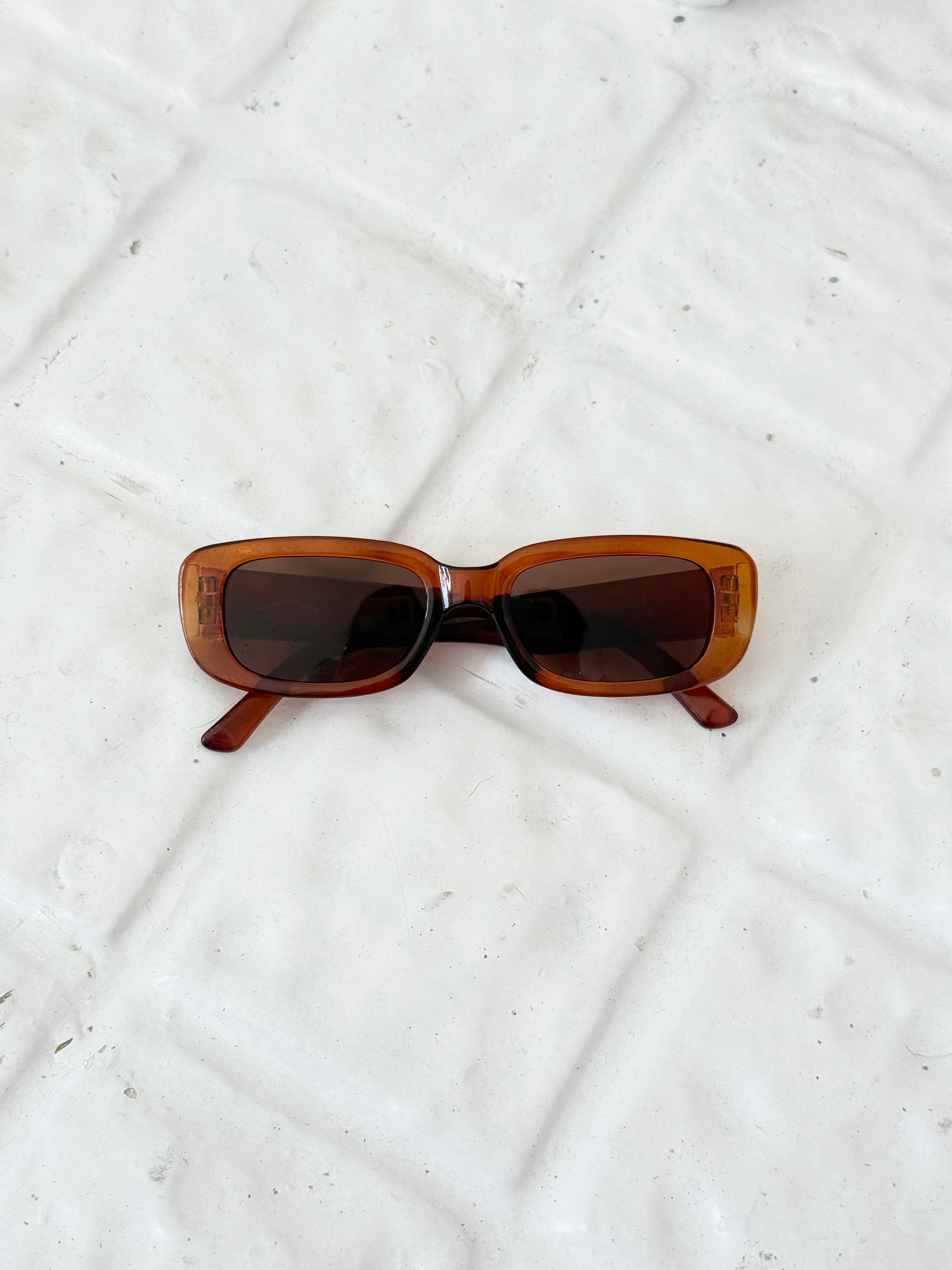 ✦ y2k amber tinted micro sunglasses 🧸