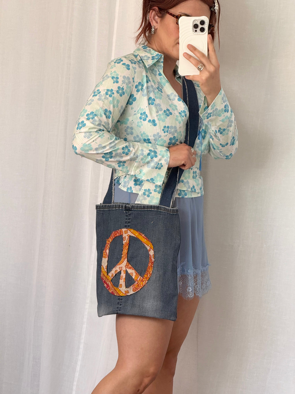 ✿ handmade recycled denim peace sign tote ✿