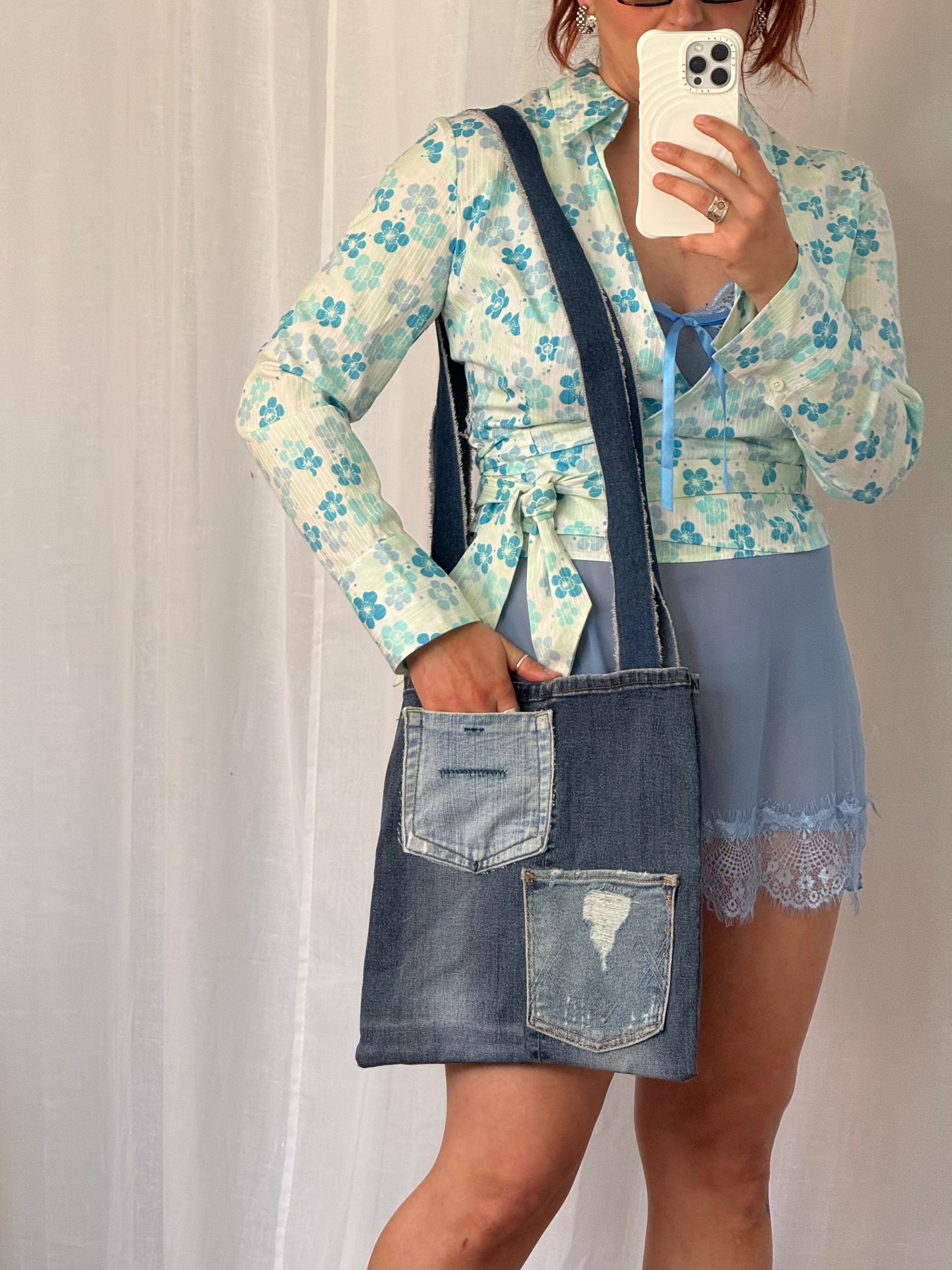 ✿ handmade recycled denim peace sign tote ✿