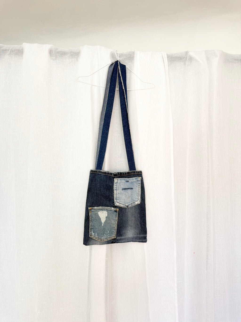✿ handmade recycled denim peace sign tote ✿