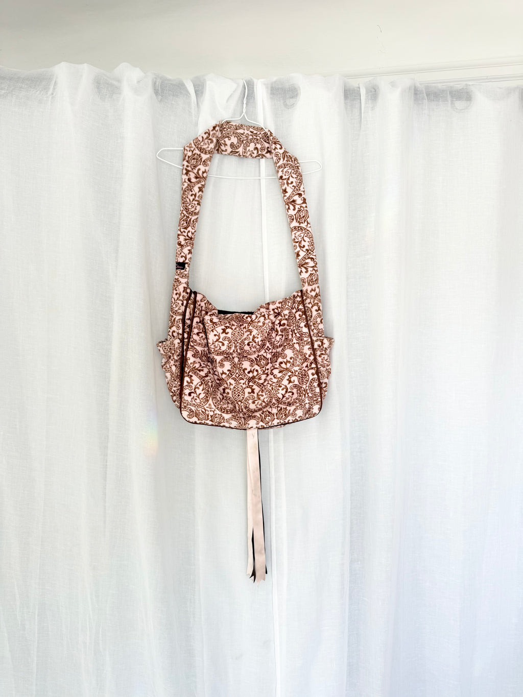 pink brown paisley velvet slouchy bag ✧
