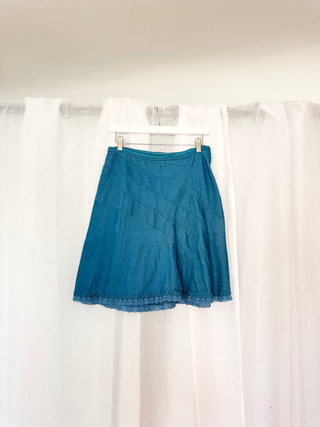 ✿ vintage Y2K teal lace trim mini skirt ✿