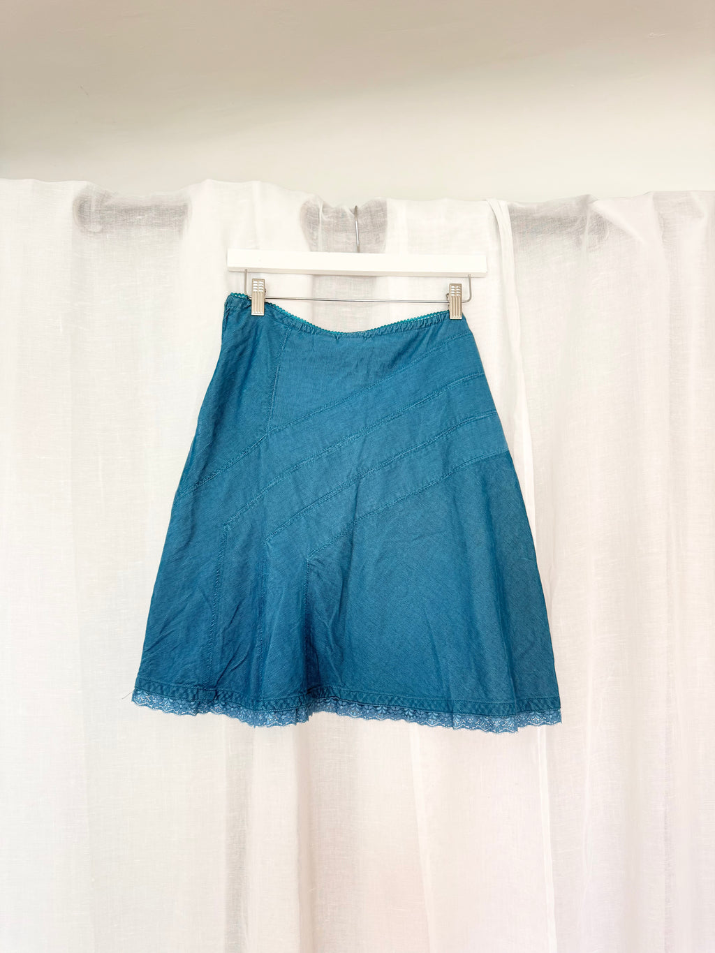 ✿ vintage Y2K teal lace trim mini skirt ✿