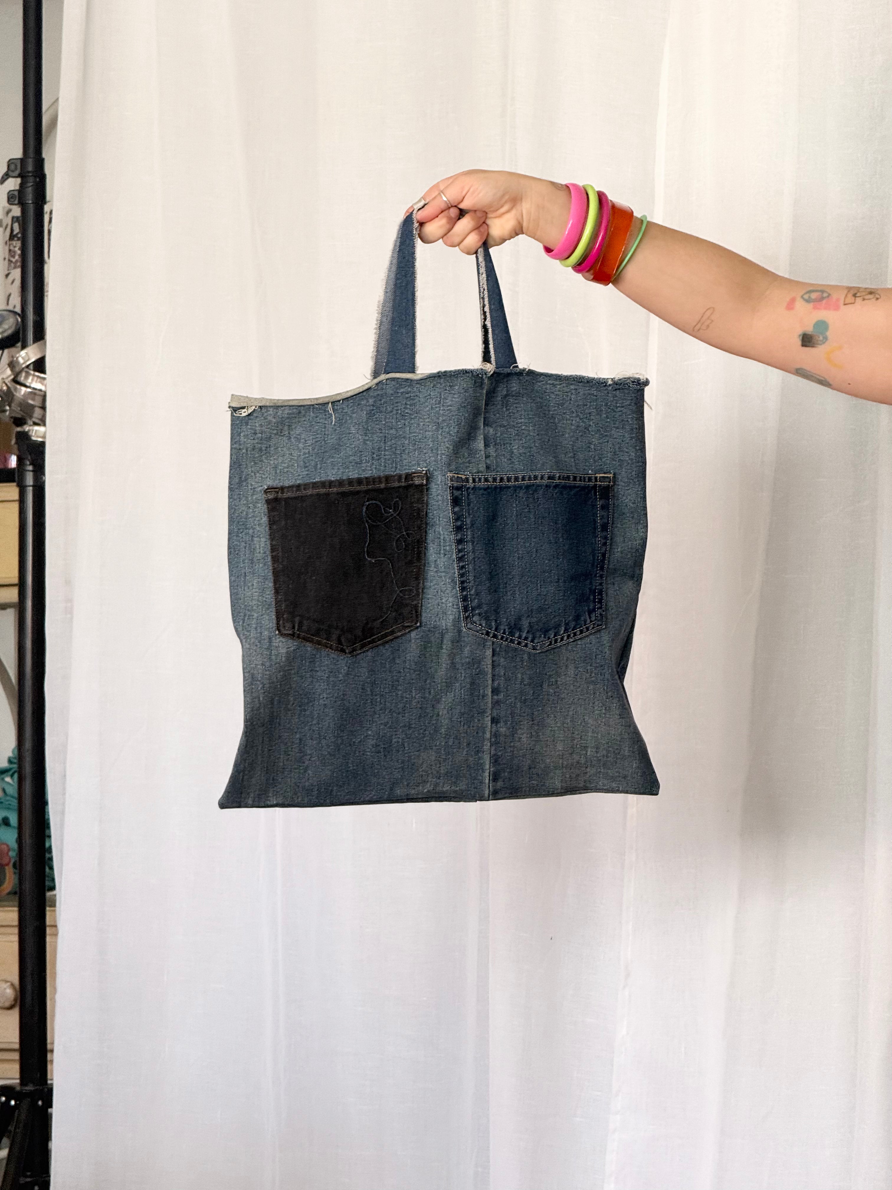 ✶ handmade patchwork denim pocket tote ✶