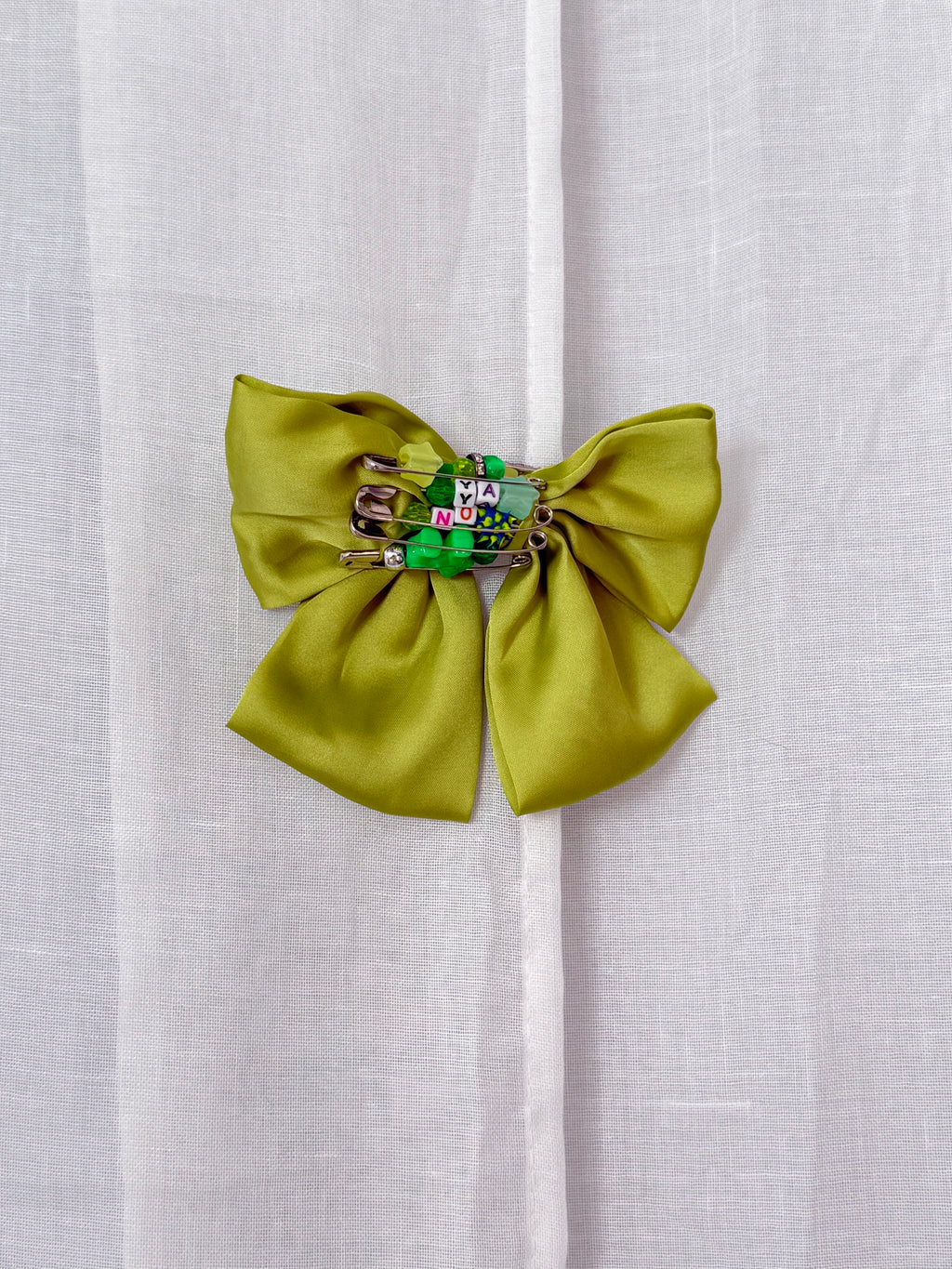 beaded safety pin bow barrette