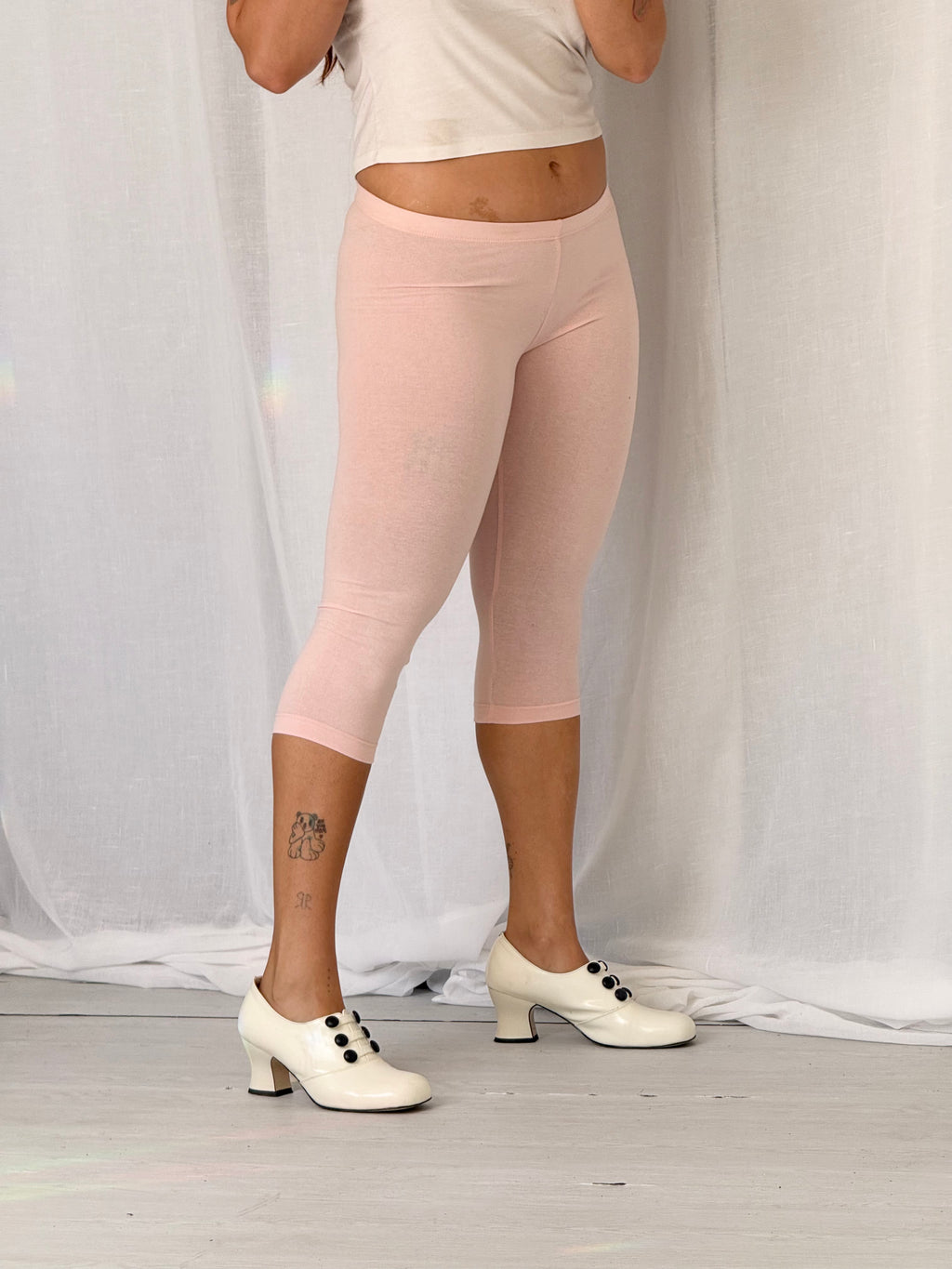 los angeles apparel baby pink capri leggings ✧ (26-30")
