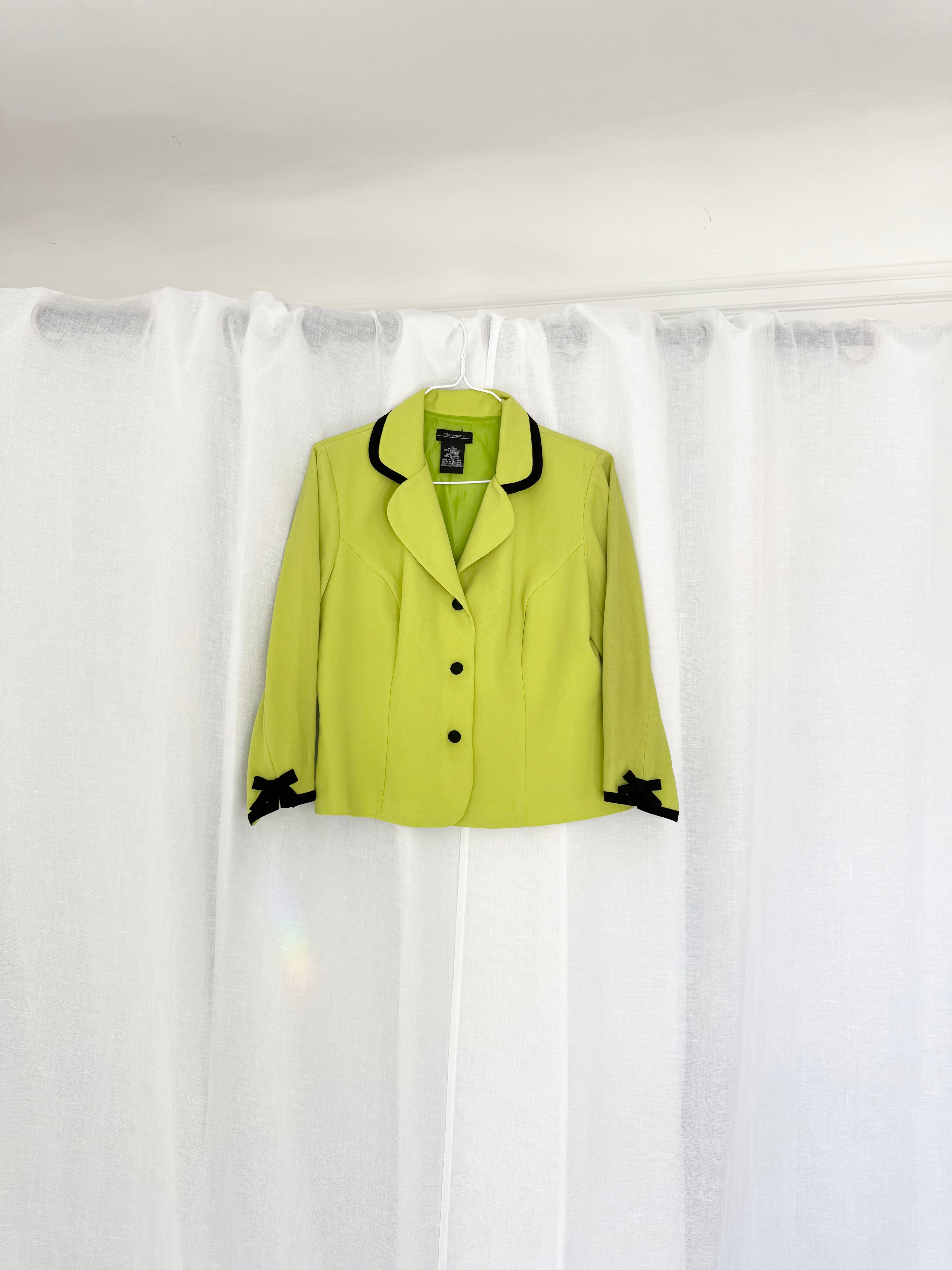 90’s chartreuse mod bow blazer ✧