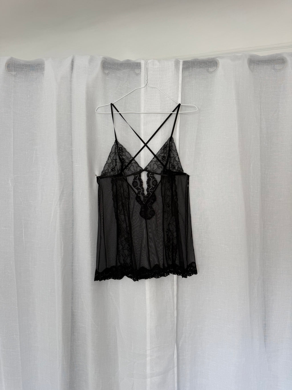 sheer lace criss cross babydoll top ✨🖤
