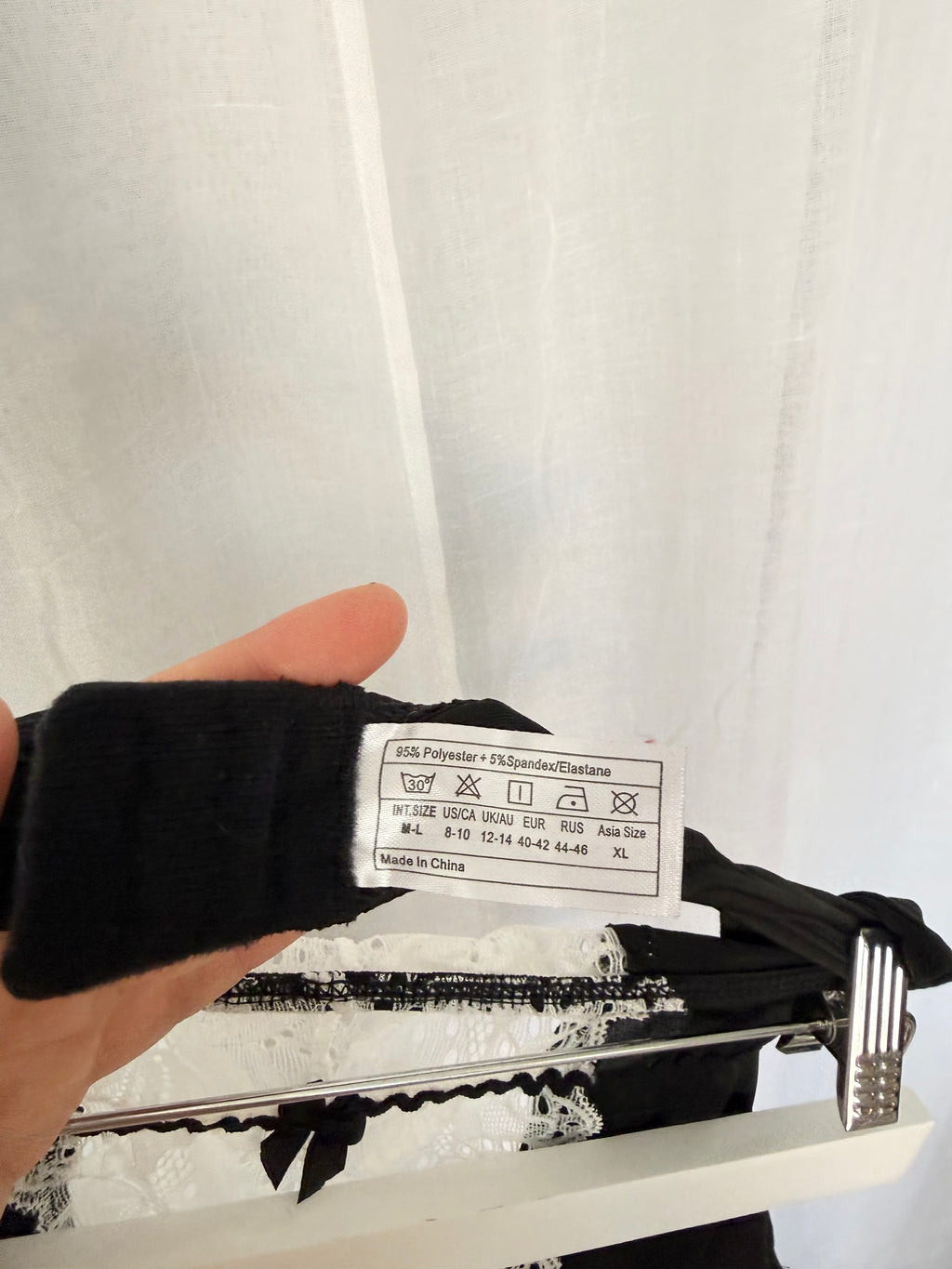 ♡ black & white lace garter mini skirt ♡