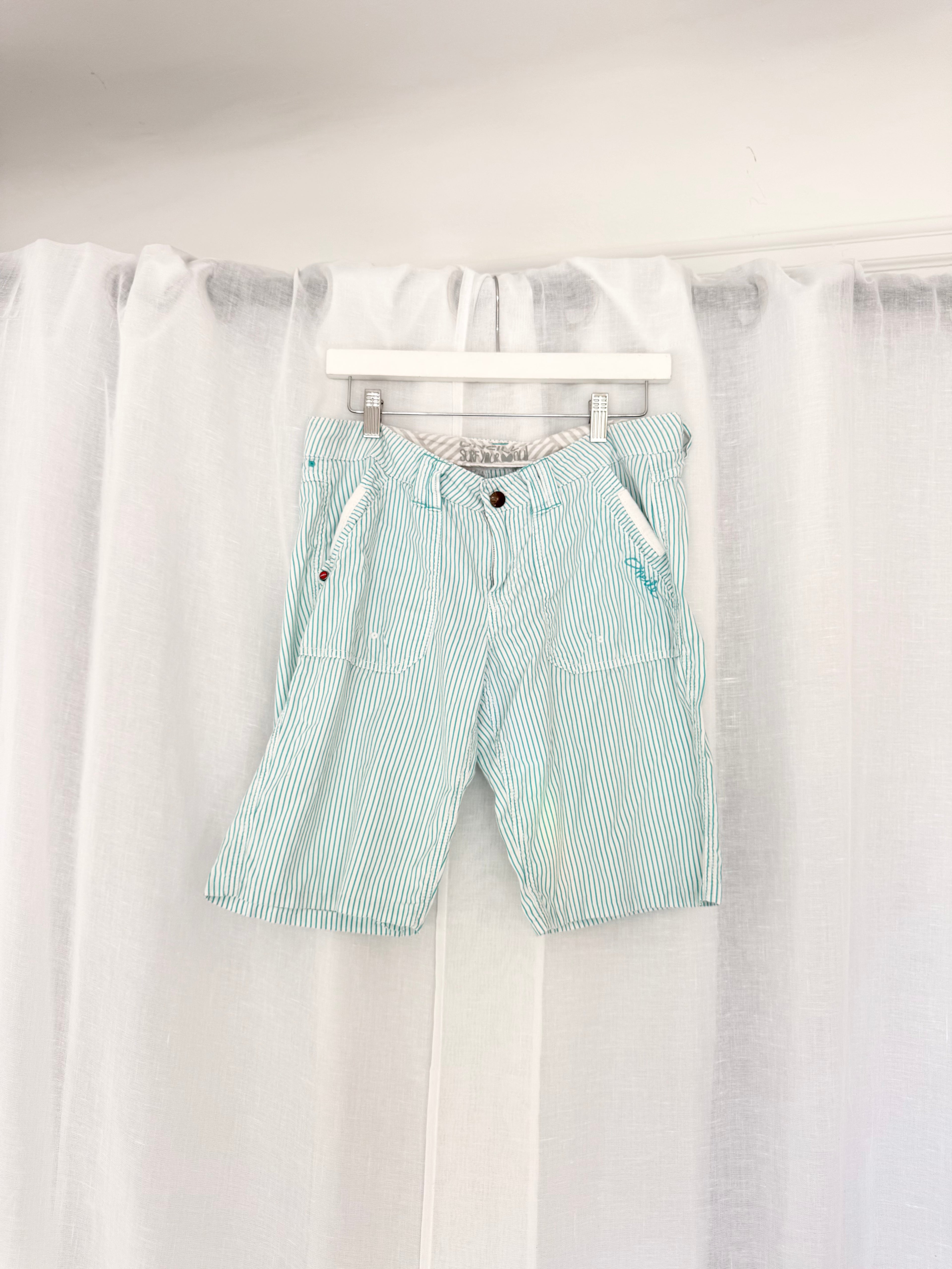 low rise striped bermuda shorts ✧ (33")