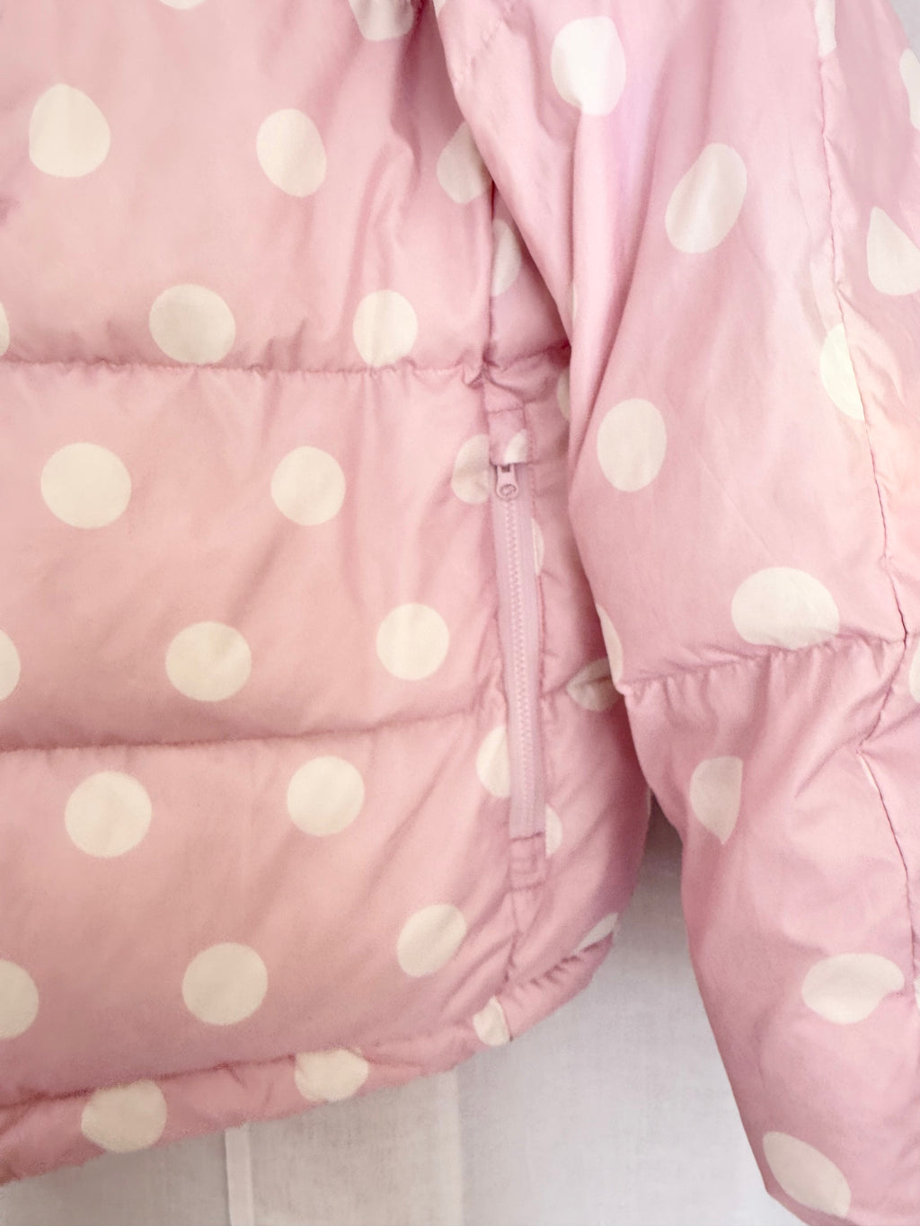 pink polka dot puffer jacket ✧
