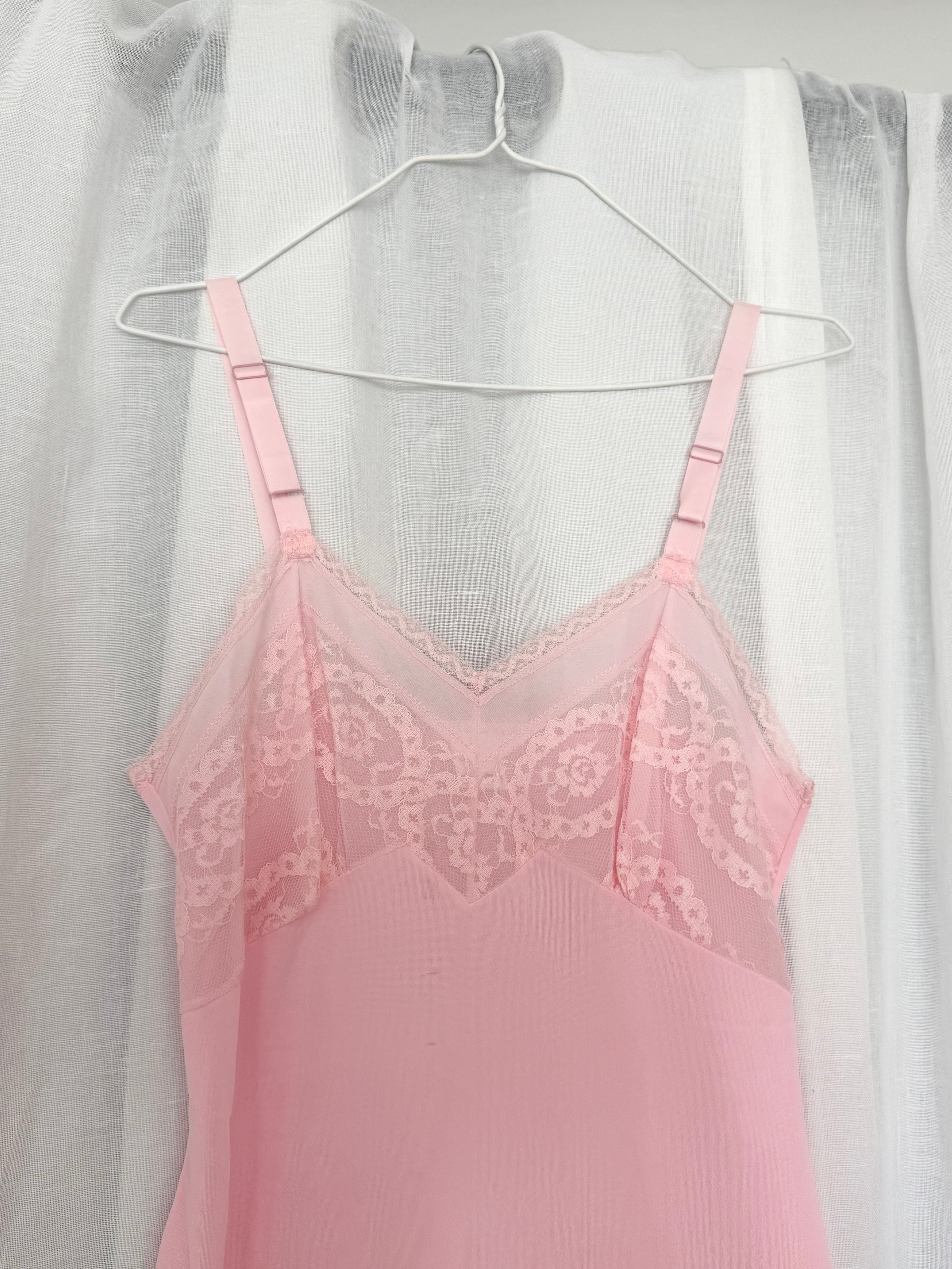 ⋆౨ৎ vintage bubblegum pink lace slip dress ⋆