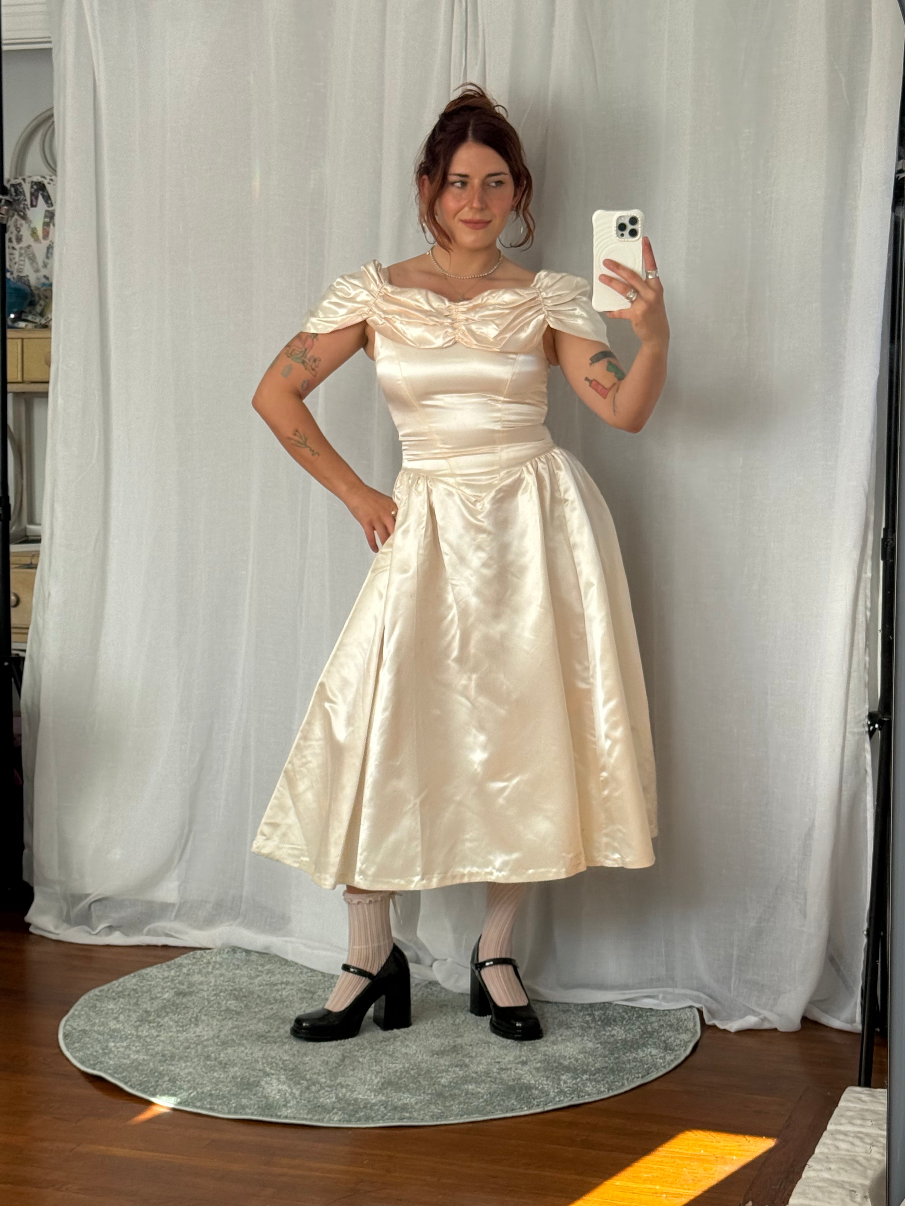 ✦✧ vintage satin wedding gown ✧✦