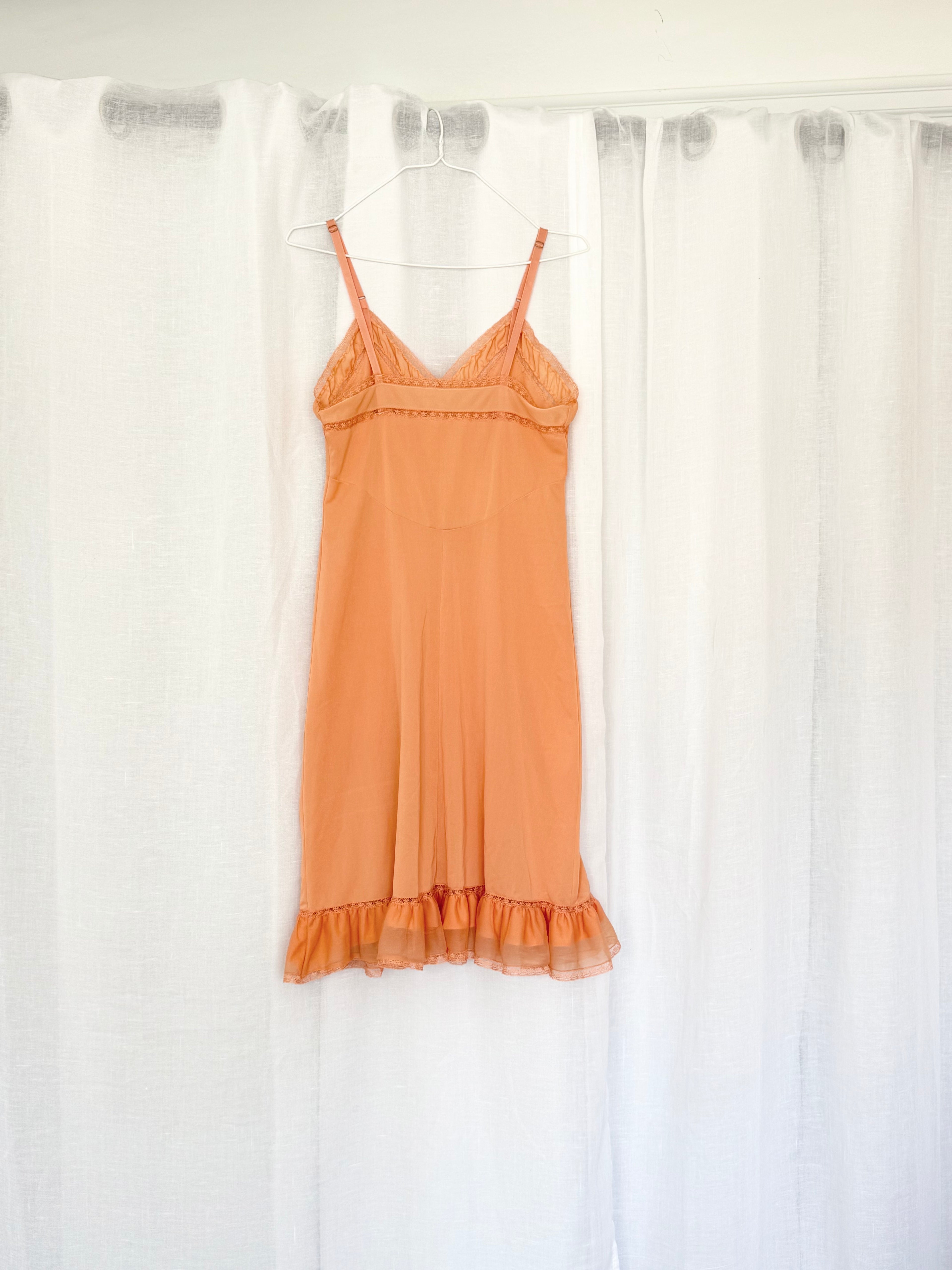 ⋆౨ৎ vintage peachy apricot slip dress ⋆