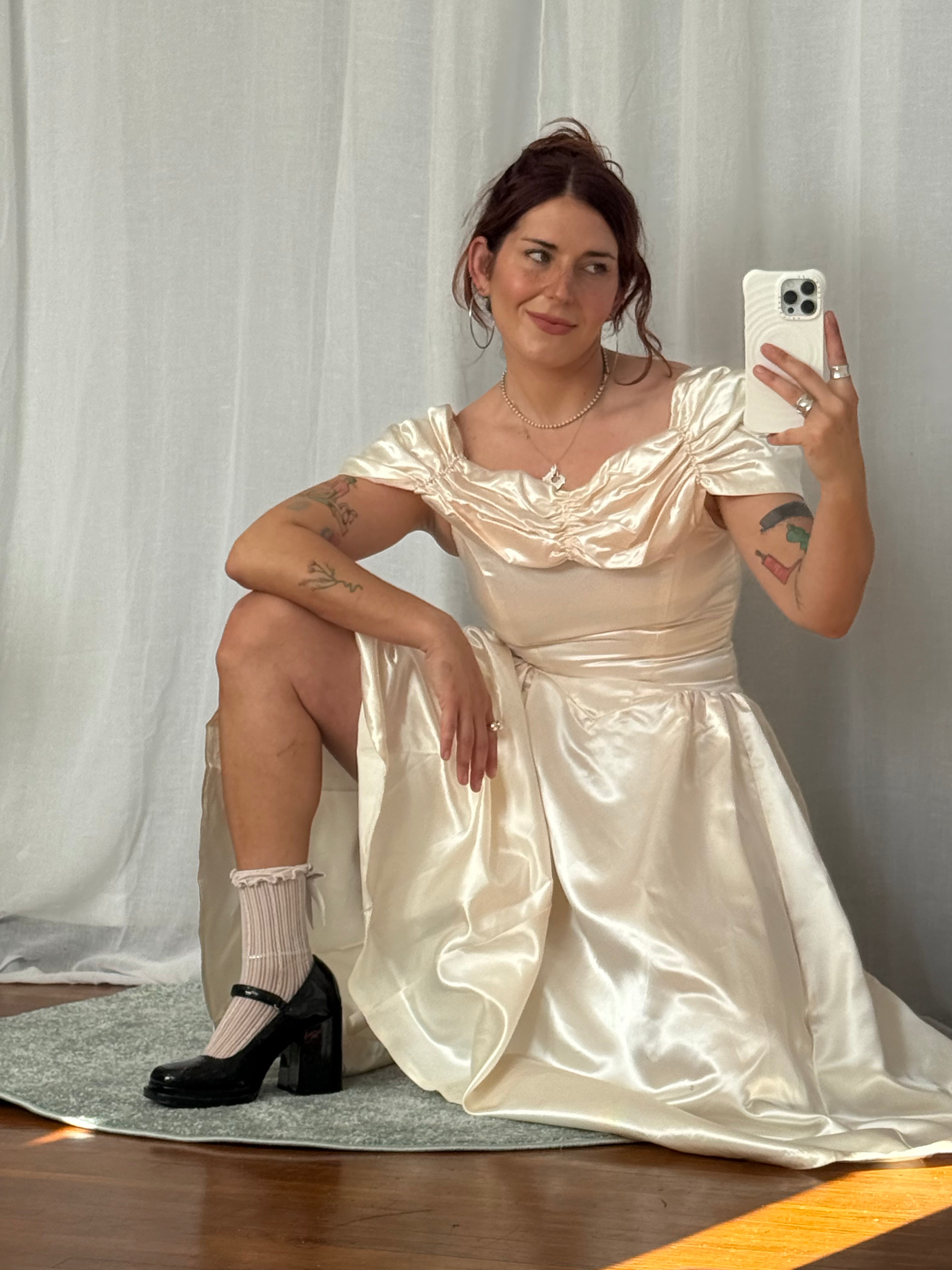 ✦✧ vintage satin wedding gown ✧✦