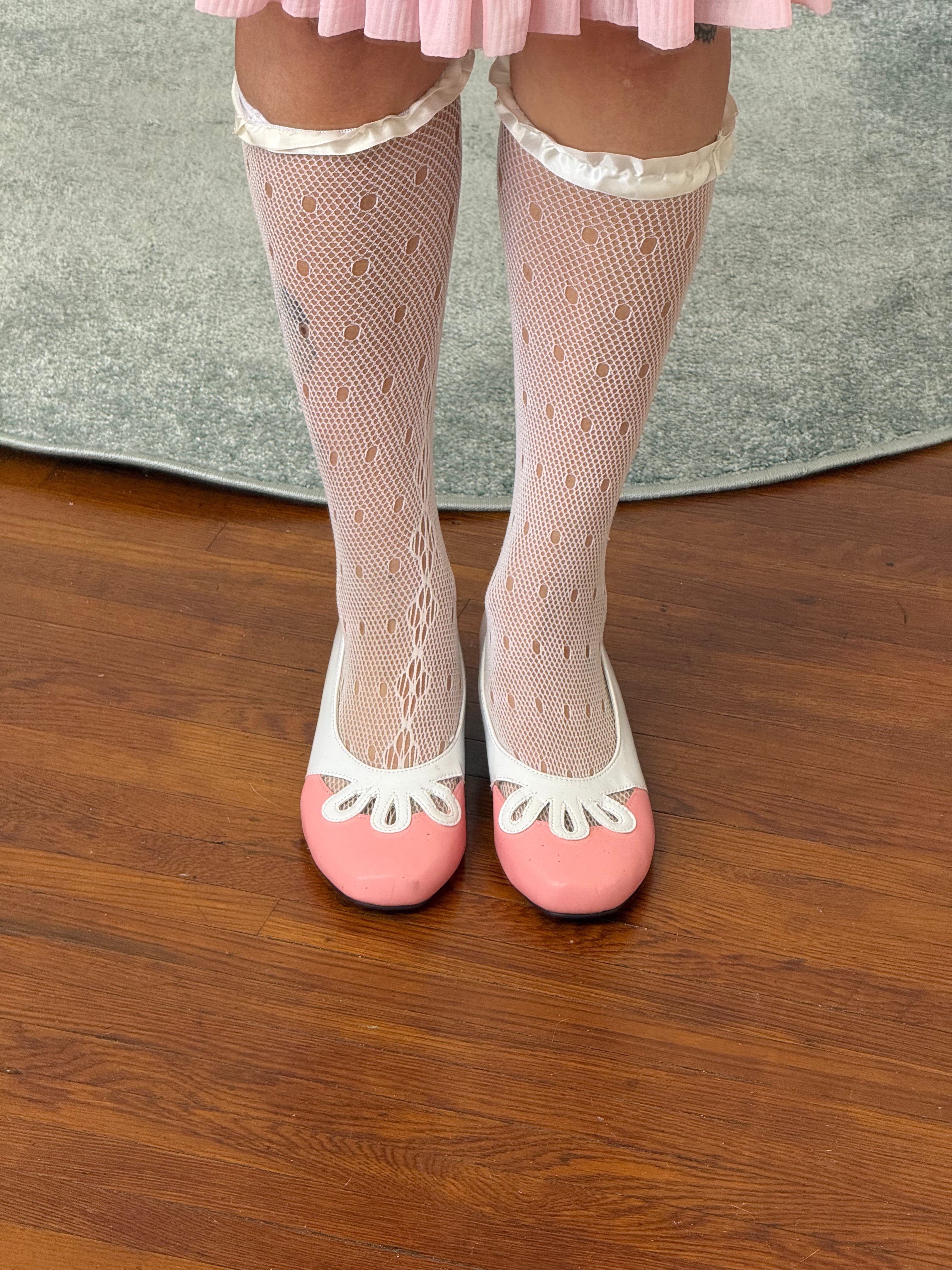 ✿ vintage pink and white mod heels ✿ (size 8.5)