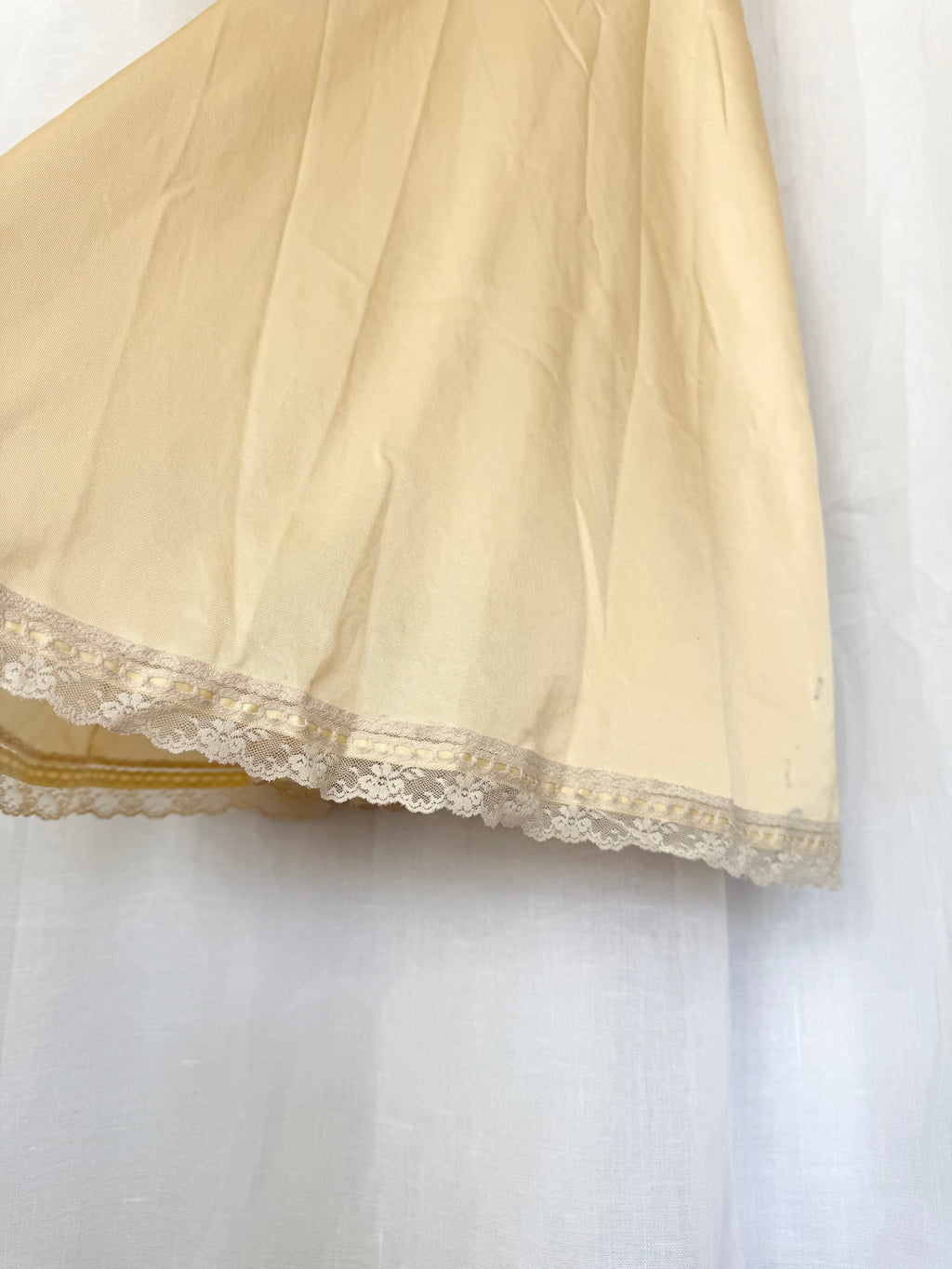 ✧ rare vintage lace underwire slip dress ✧