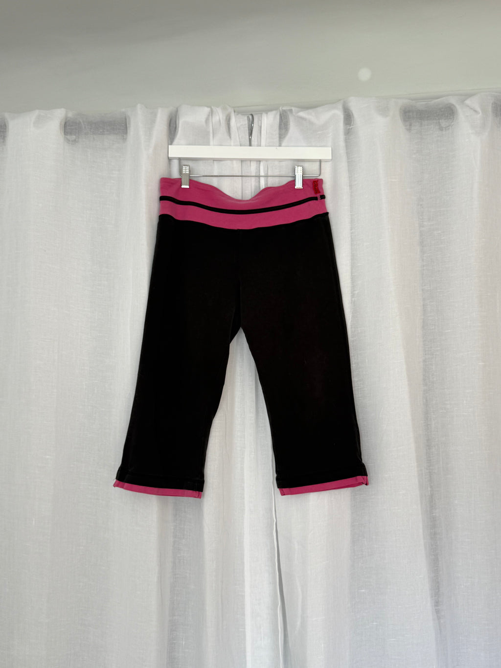⟡ Y2K bally capri workout capris ⟡