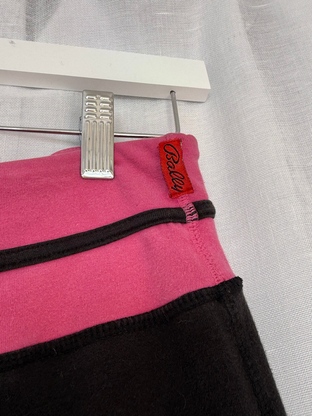⟡ Y2K bally capri workout capris ⟡