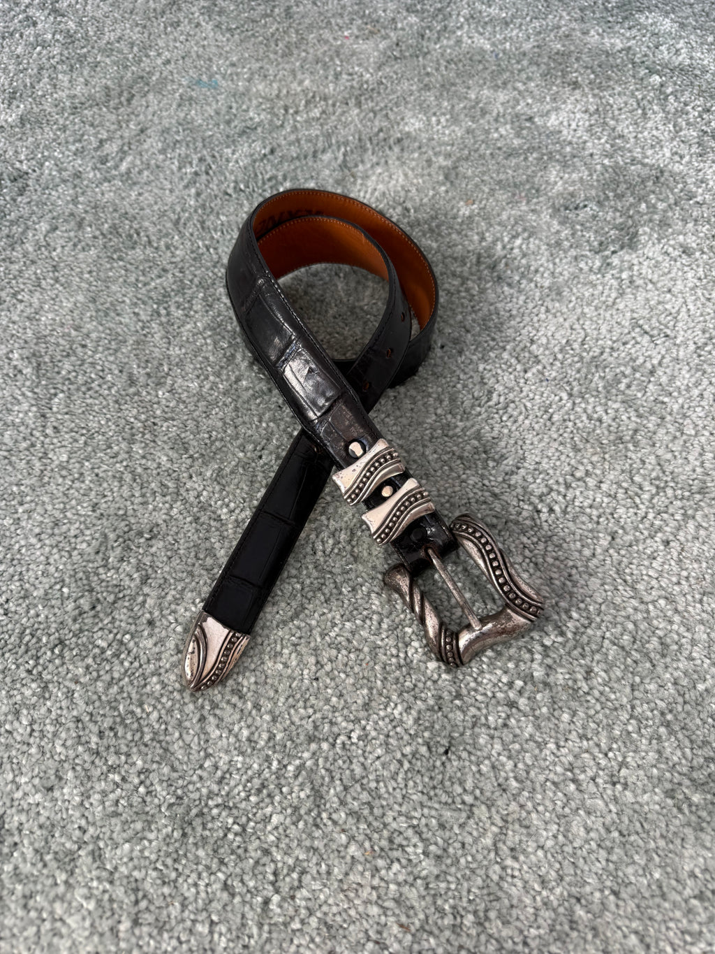 ✦ 𓆩⟡𓆪 black croc leather western belt ⟡𓆩✦  V