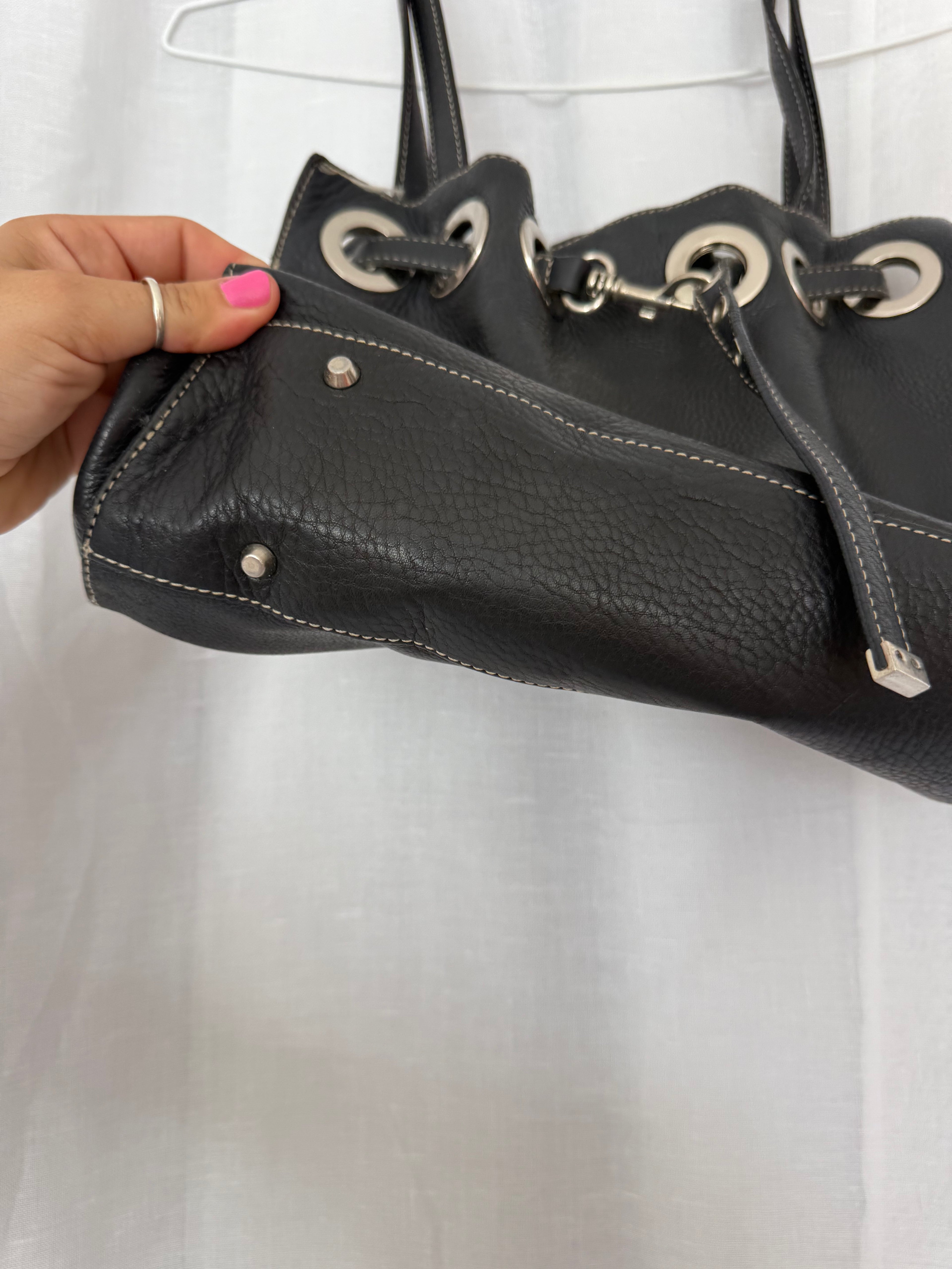 ✦ genuine leather black grommet slouchy hobo bag ✦