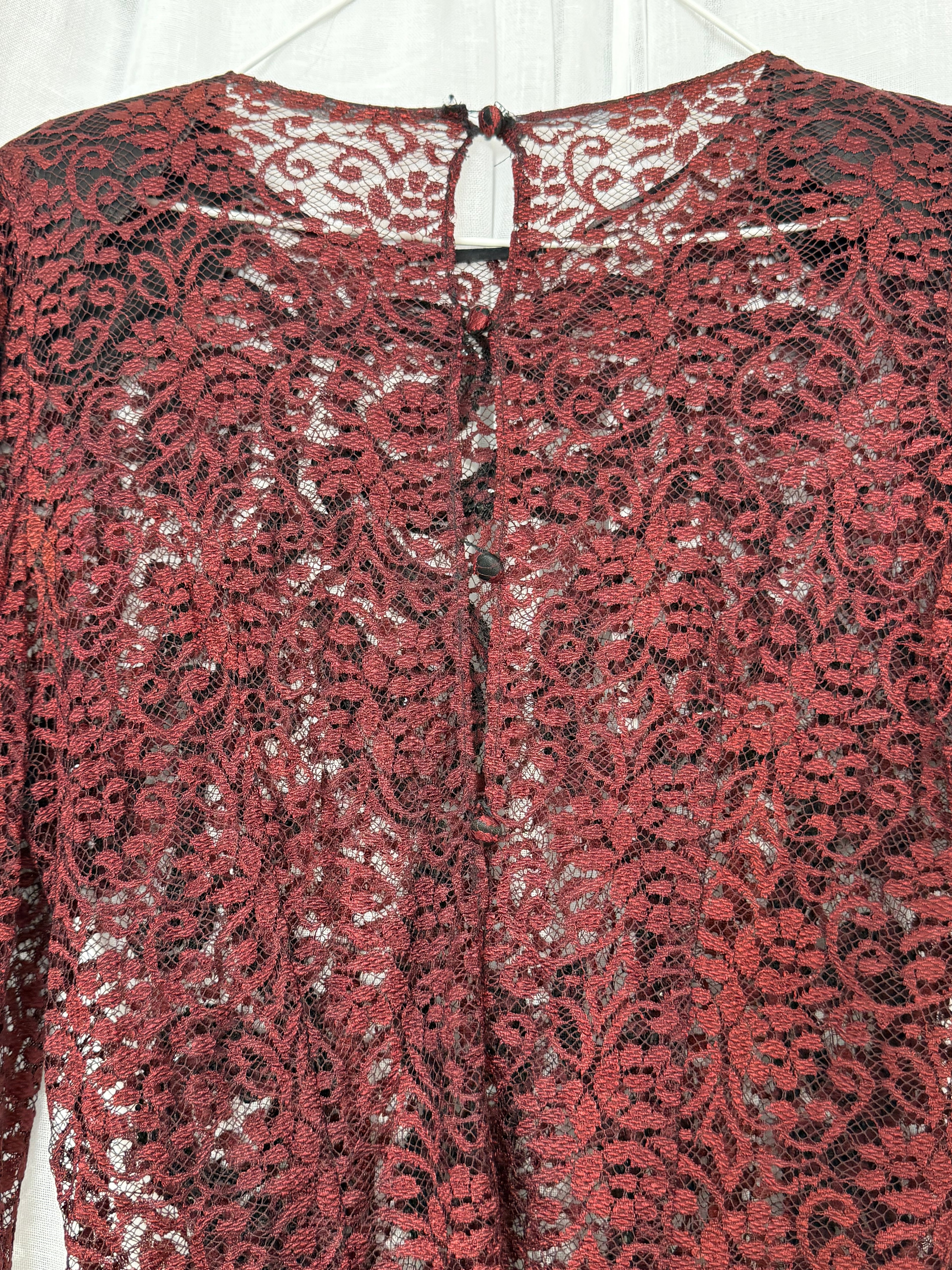 ✶ 𖤐 burgundy lace sequin top 𖤐 ✶