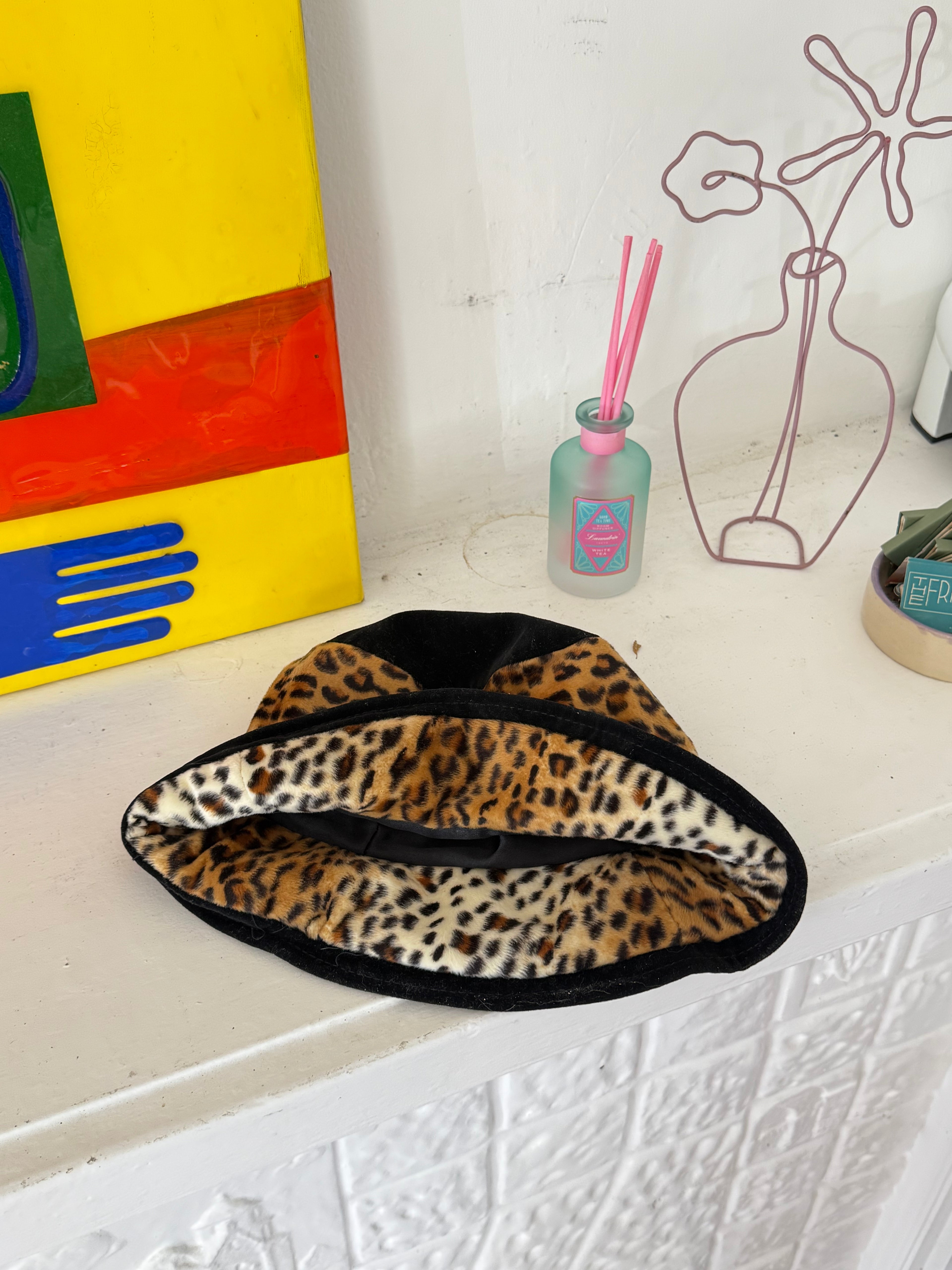 ✦ y2k faux fur velvet leopard bucket hat ✦
