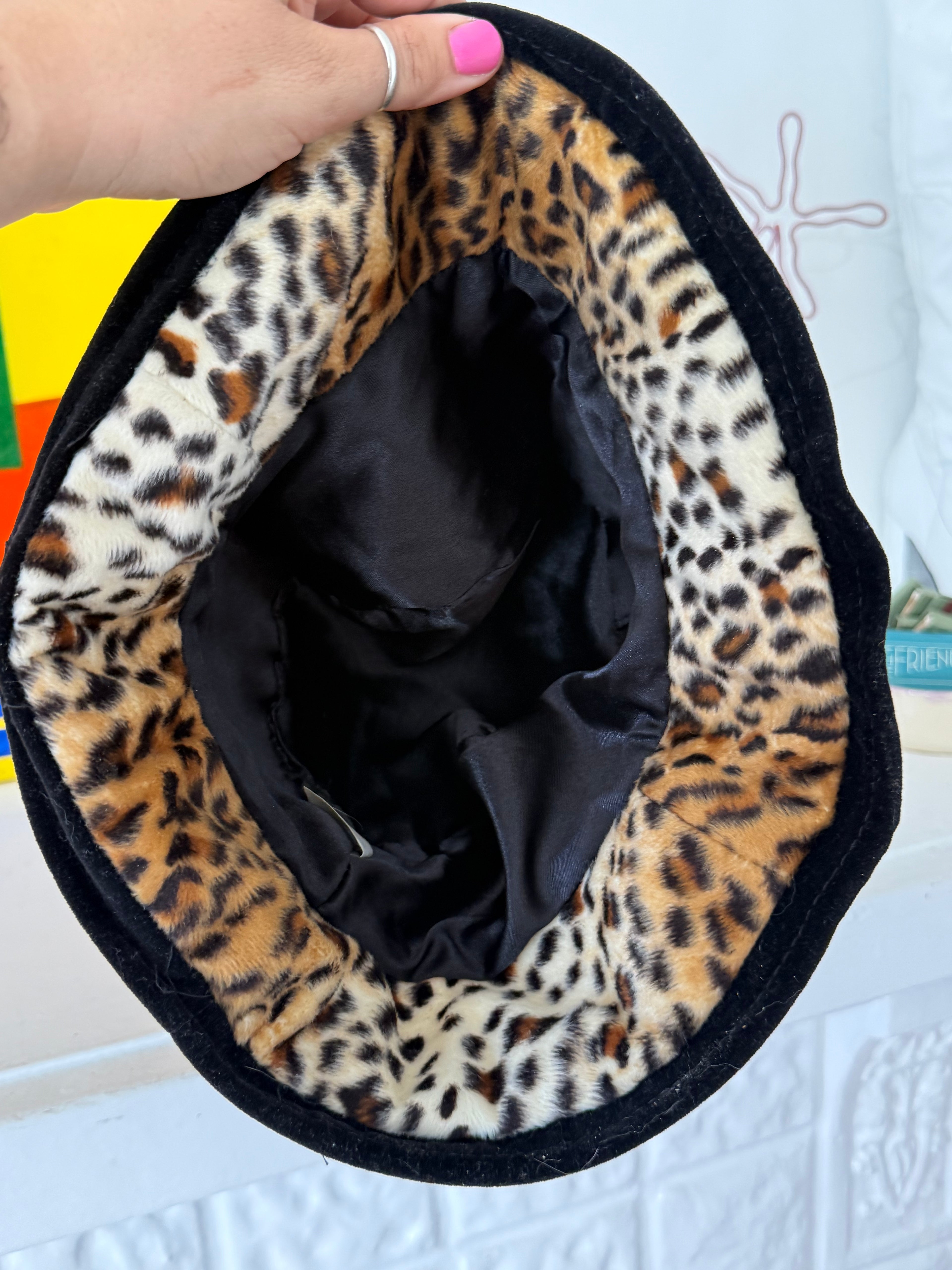 ✦ y2k faux fur velvet leopard bucket hat ✦