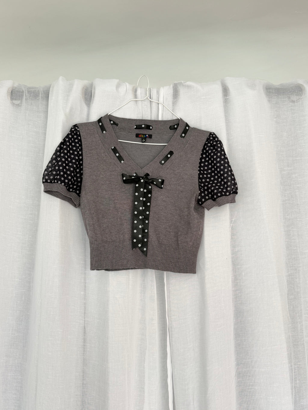 ♡ Delia’s polka dot bow knit crop top ♡